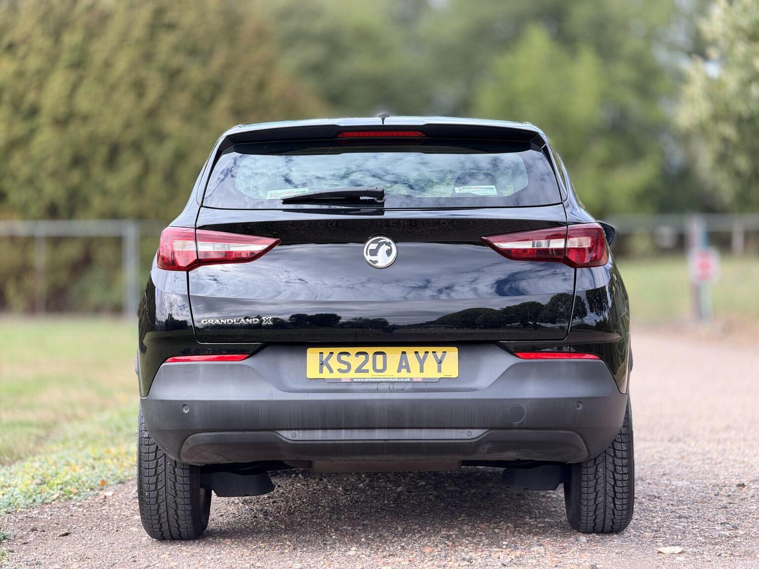 2020 Vauxhall Grandland X image 9