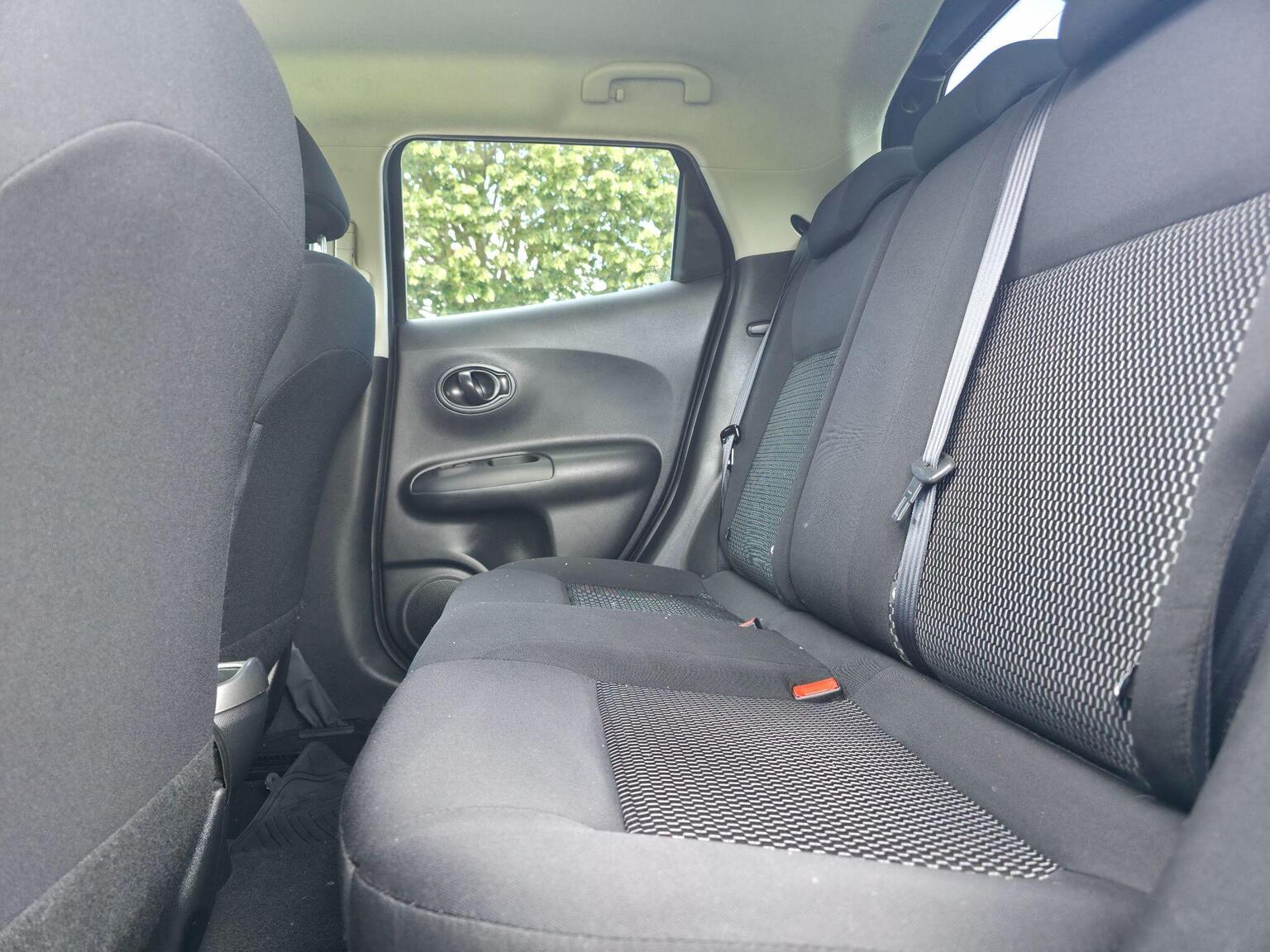 2014 Nissan Juke image 24