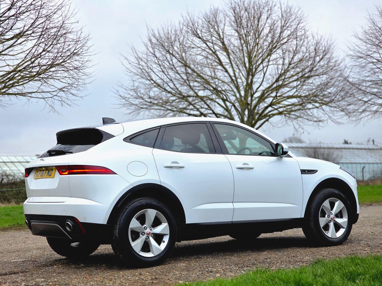 2018 Jaguar E-PACE image 4