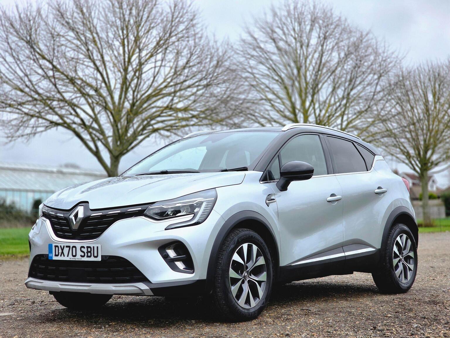 2020 Renault Captur image 16
