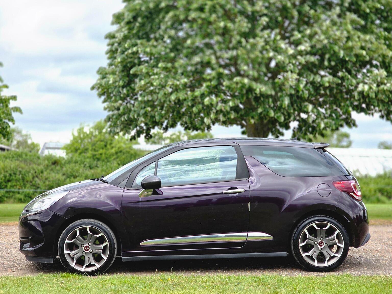 2017 Ds Automobiles DS 3 image 13