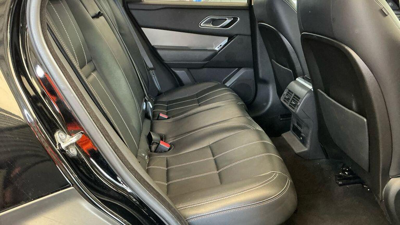 2019 Land Rover Range Rover Velar image 13