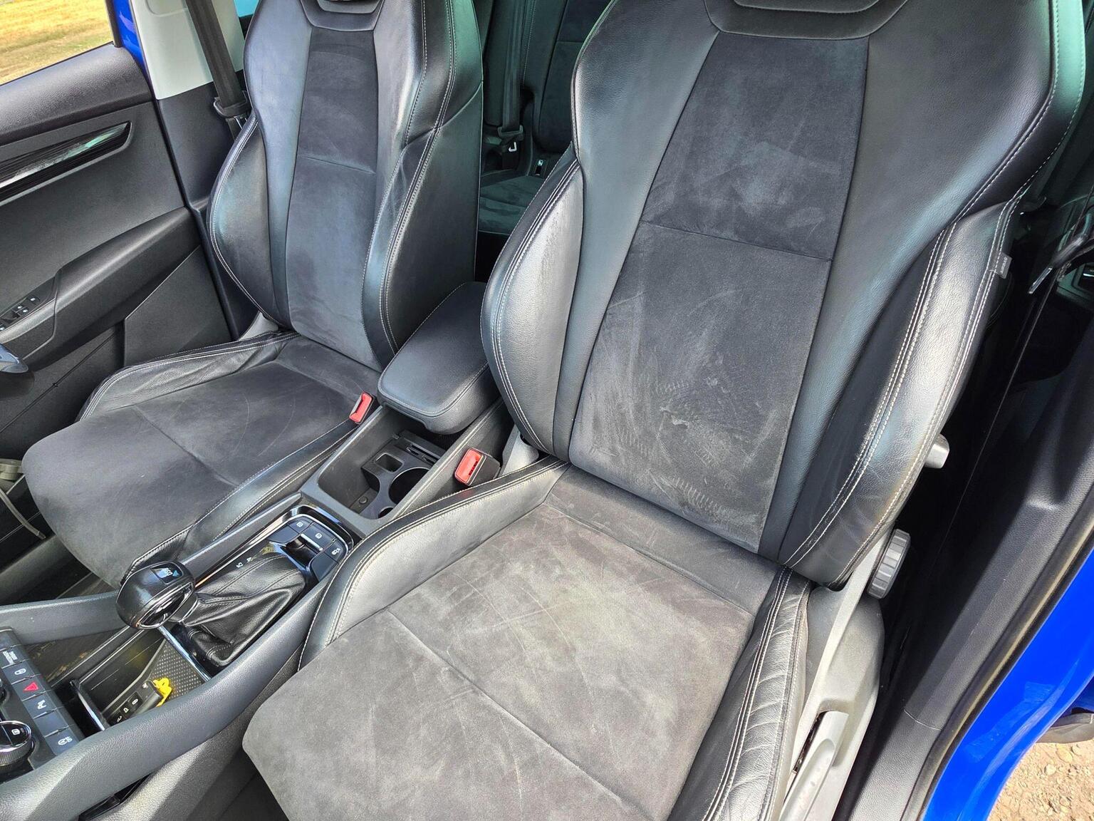 2018 Skoda Karoq image 33
