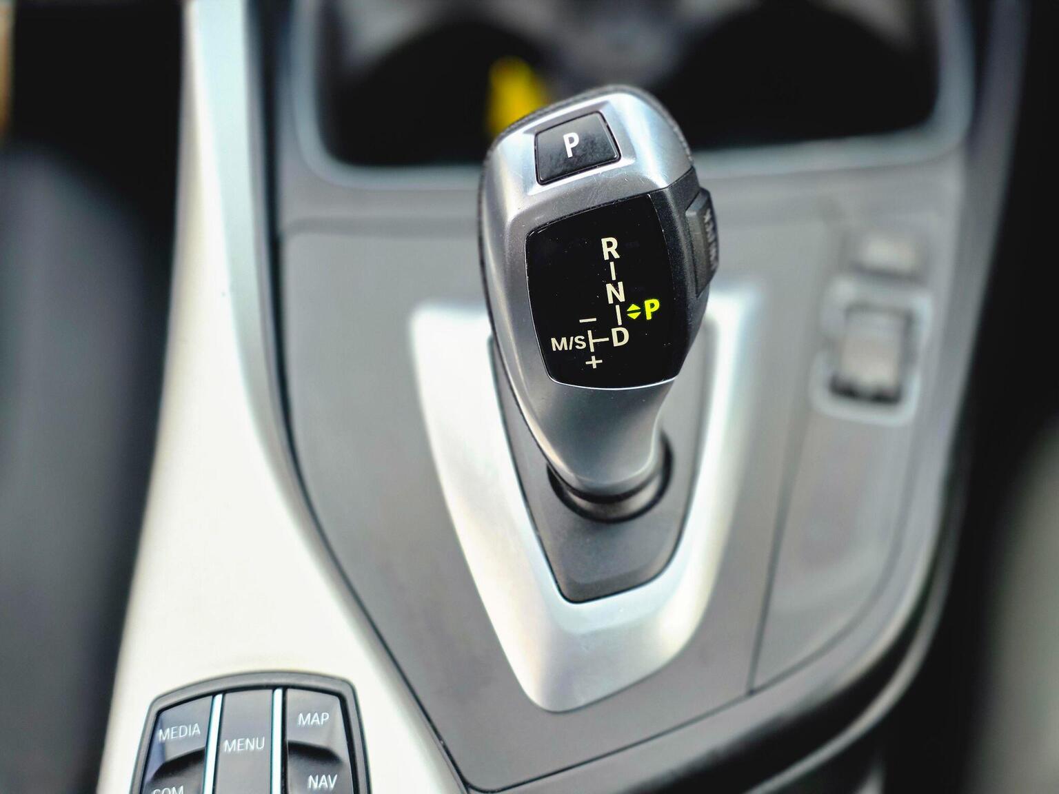 2018 BMW 1 Series image 47