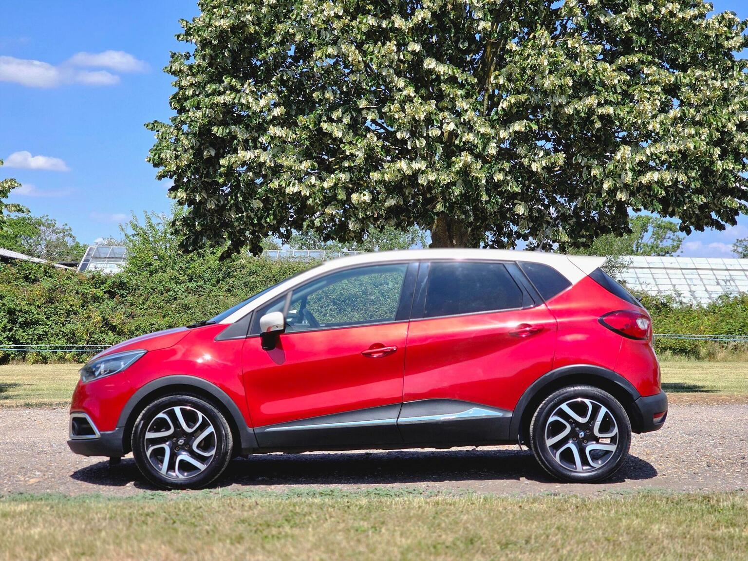 2015 Renault Captur image 17