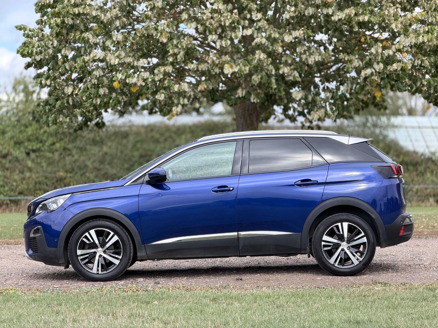 2018 Peugeot 3008 image 15
