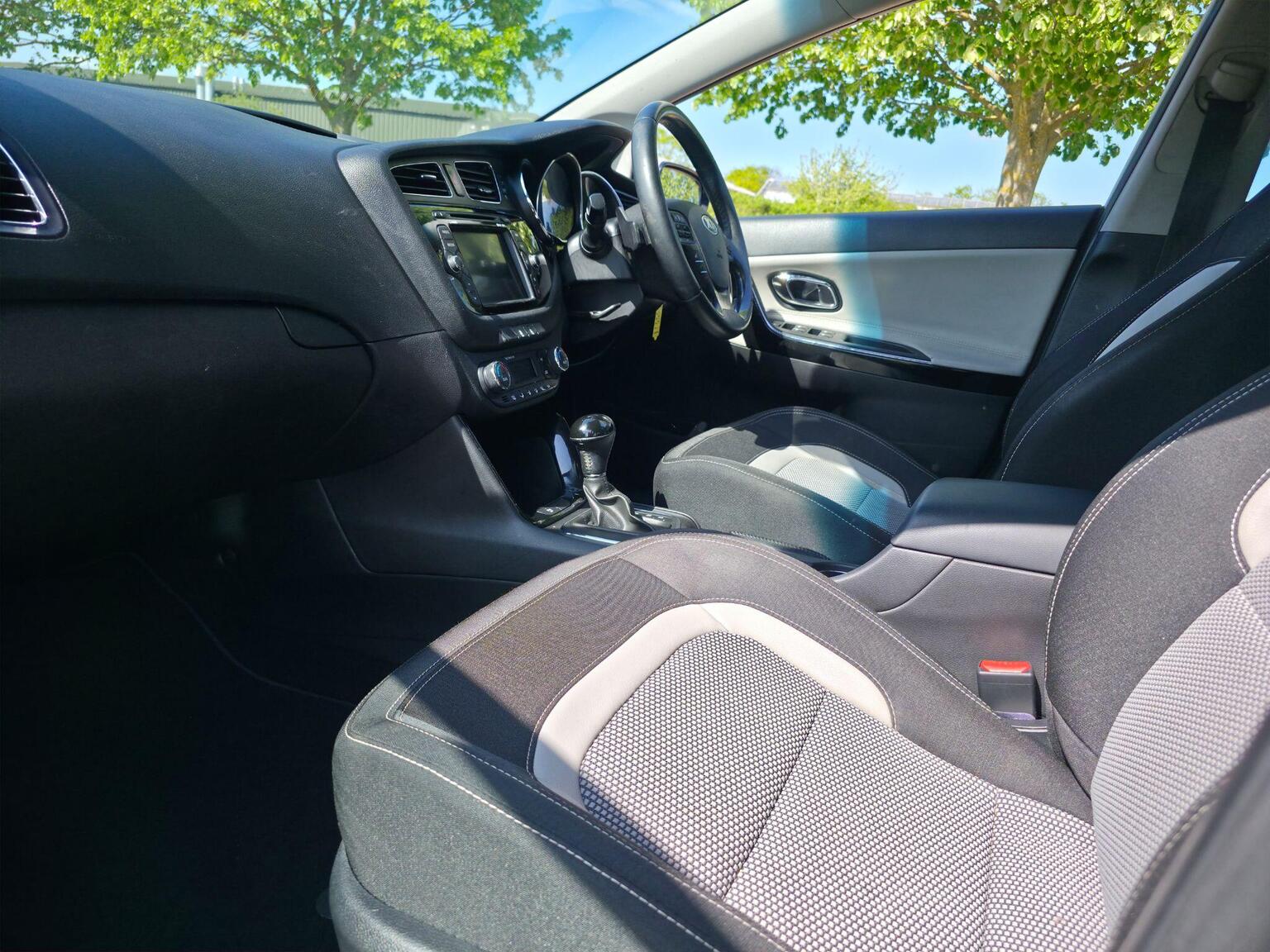 2014 Kia Ceed image 27