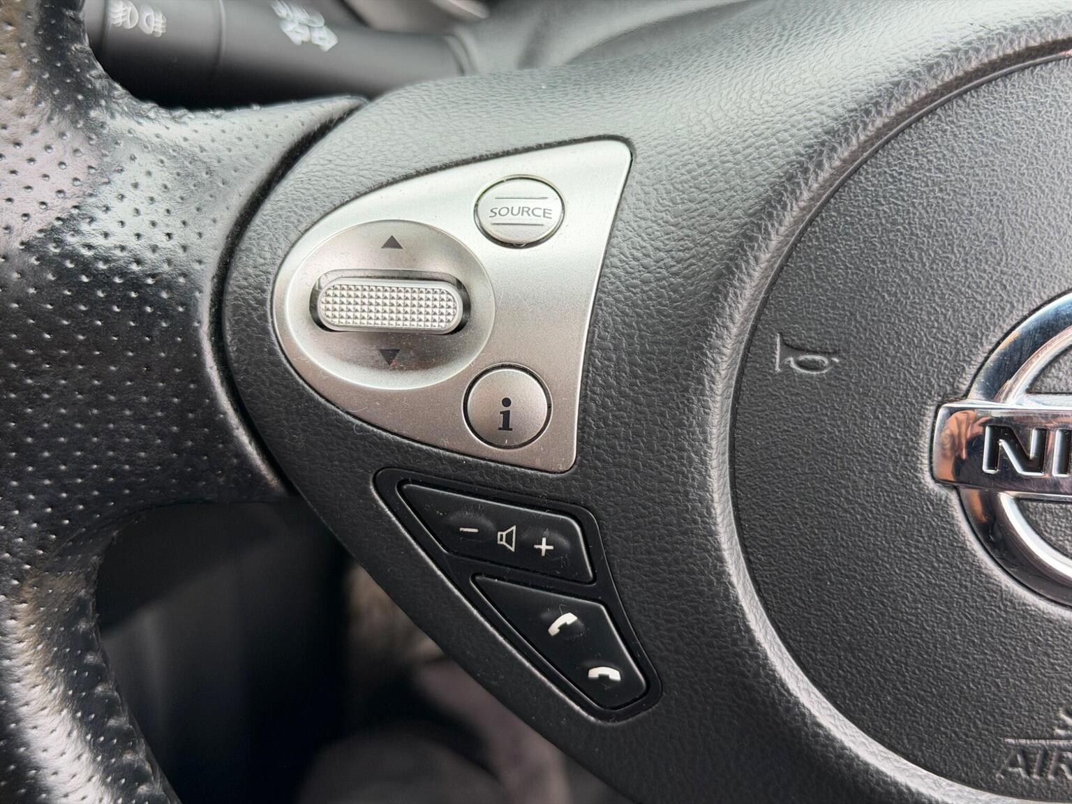 2015 Nissan Juke image 39