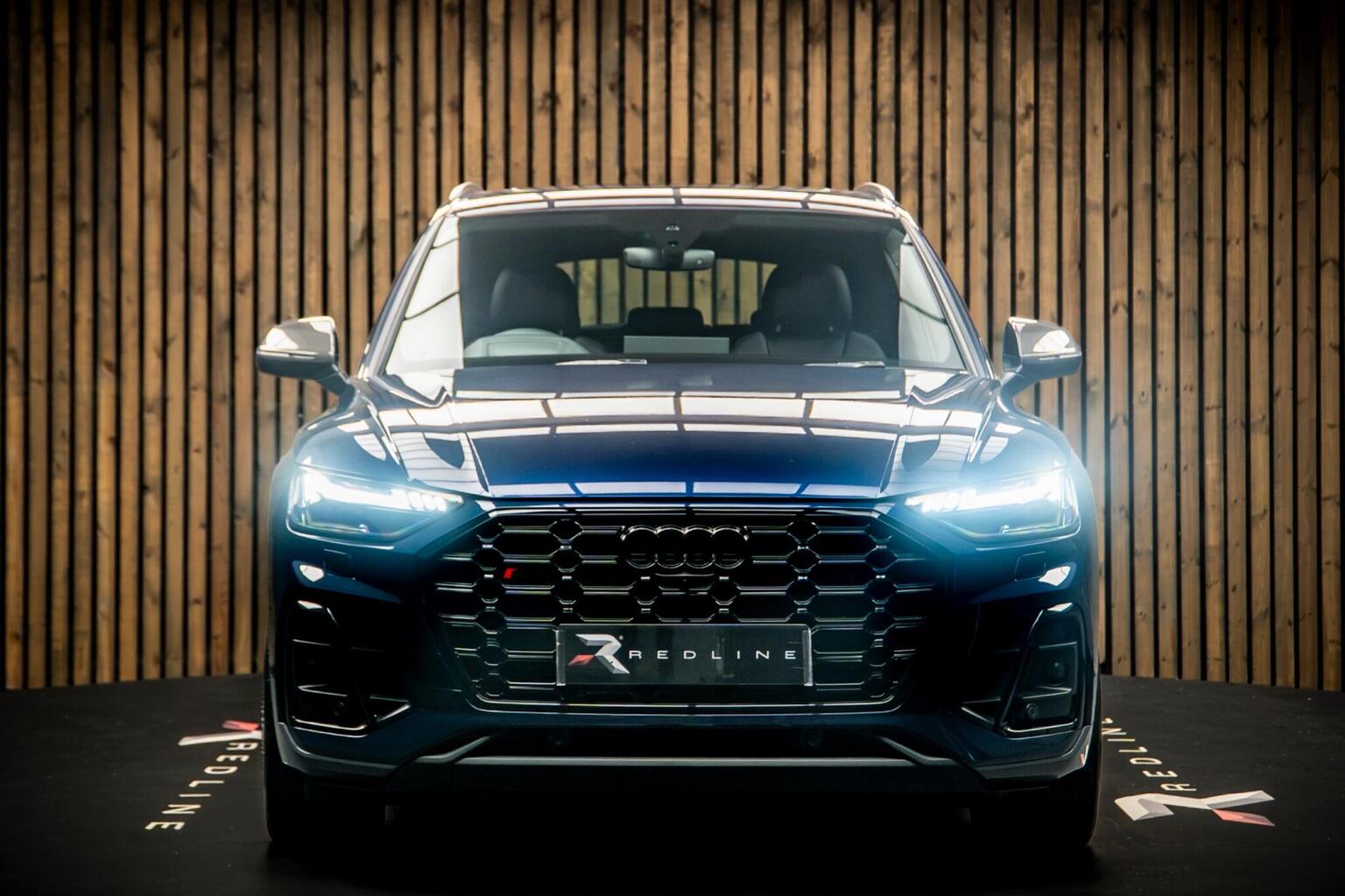 2024 Audi SQ5 V6 Vorsprung Sportback quattro — photograph 5
