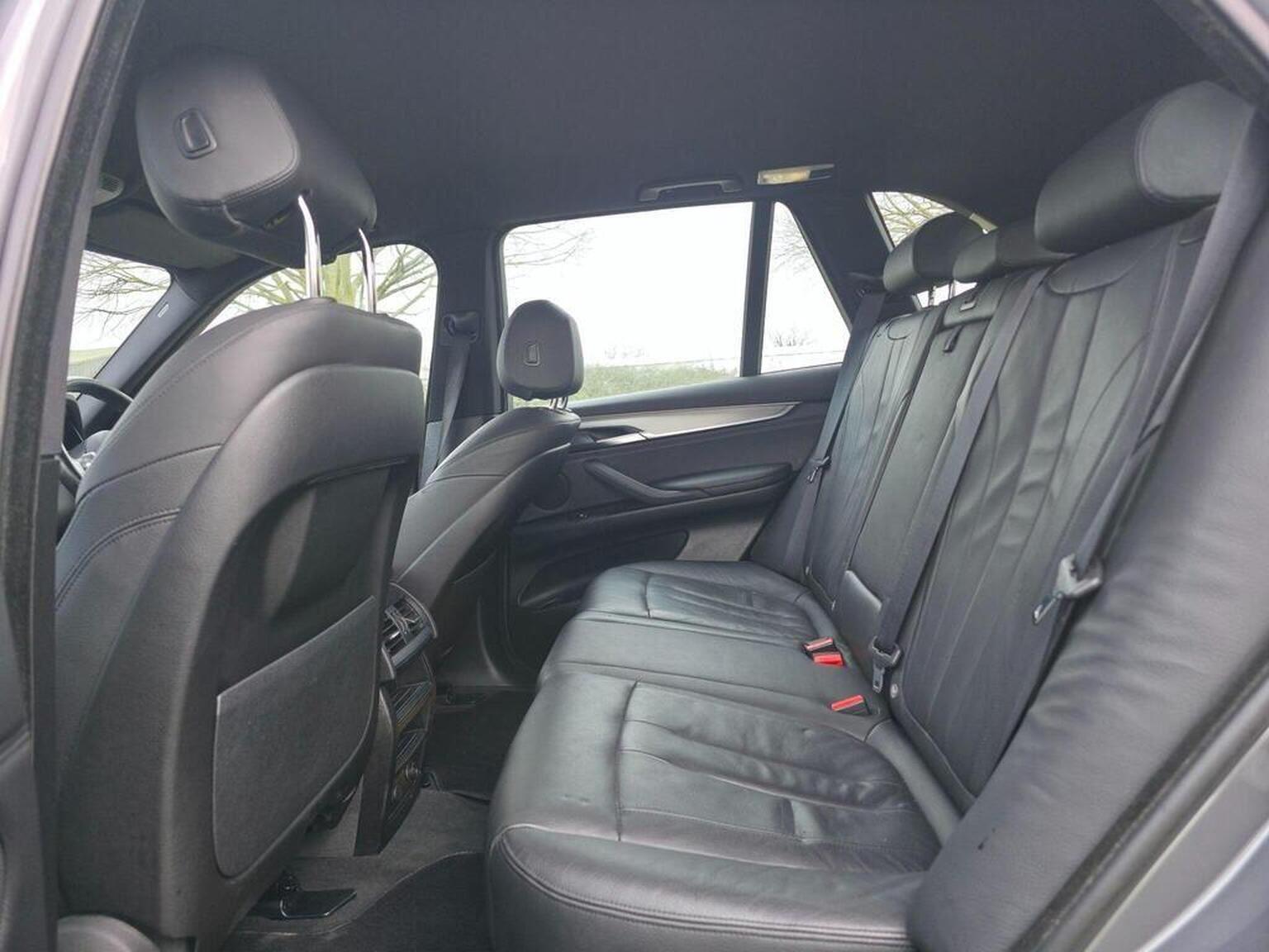 2016 BMW X5 image 25