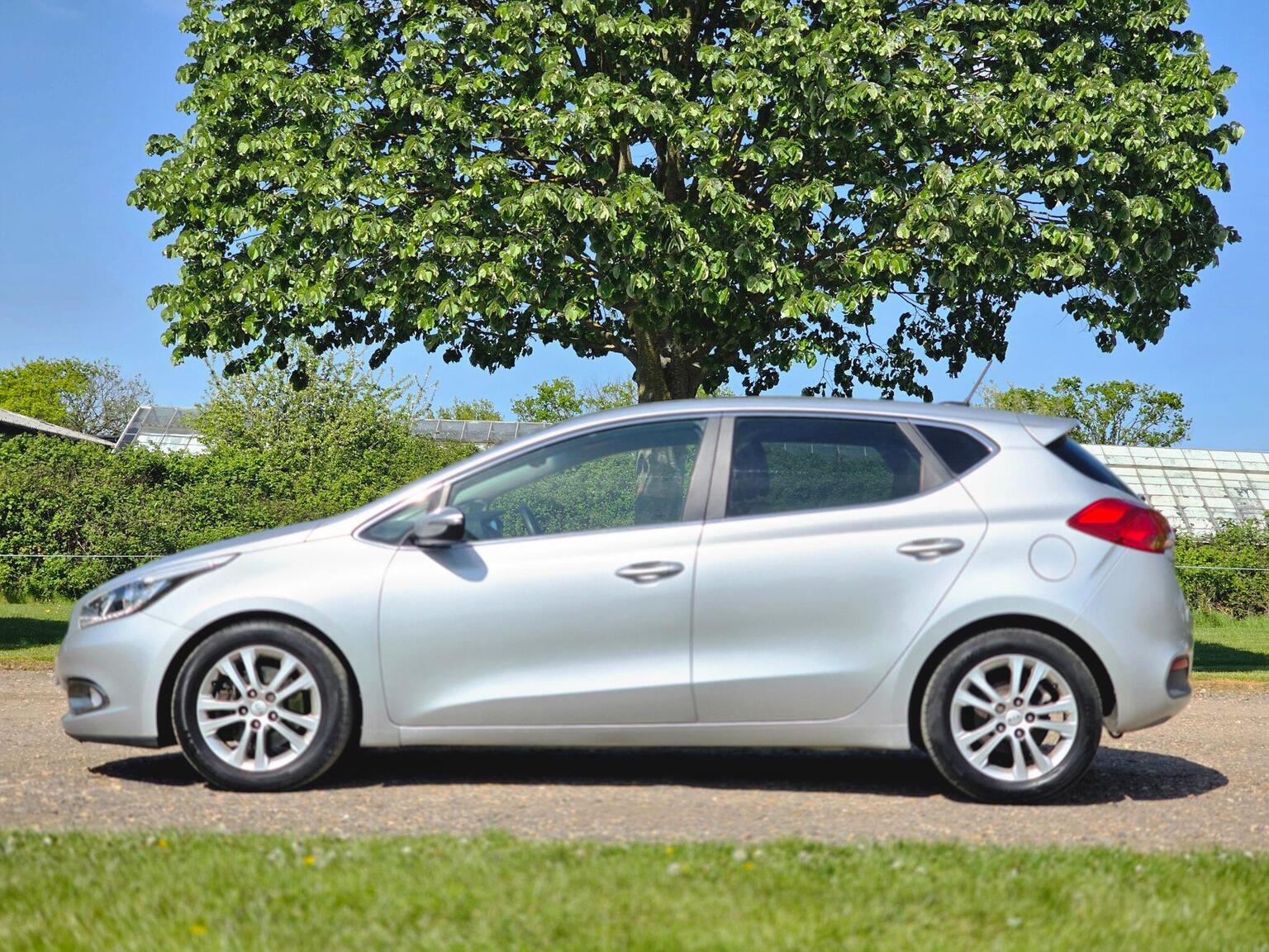 2014 Kia Ceed image 13
