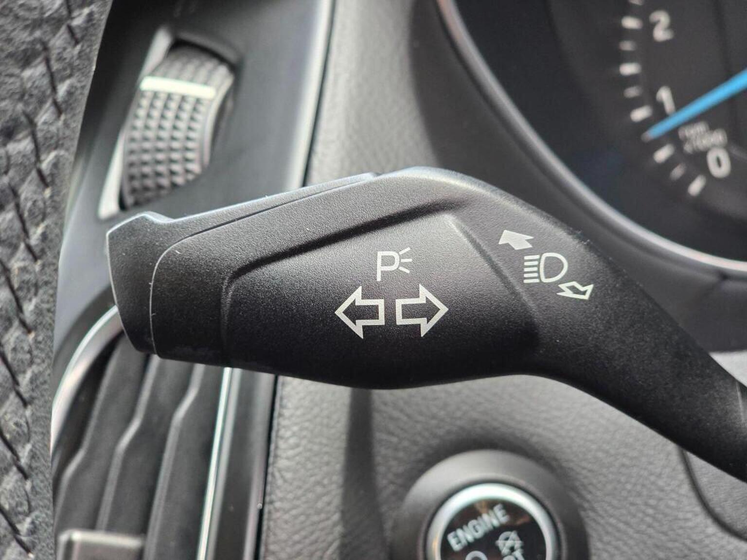 2017 Ford Focus image 36