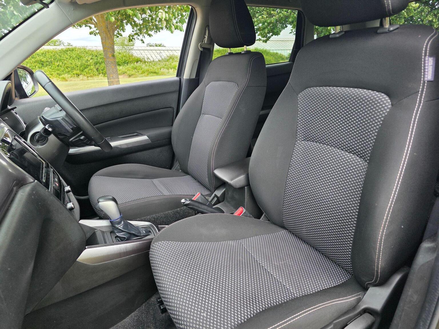 2019 Suzuki Vitara image 28