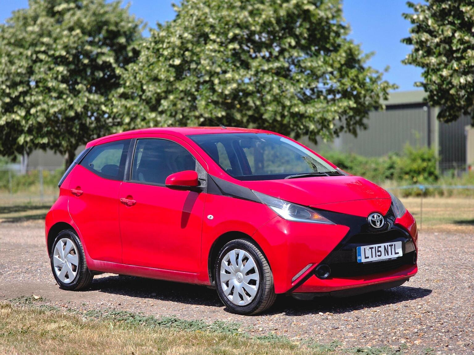 2015 Toyota AYGO image 2
