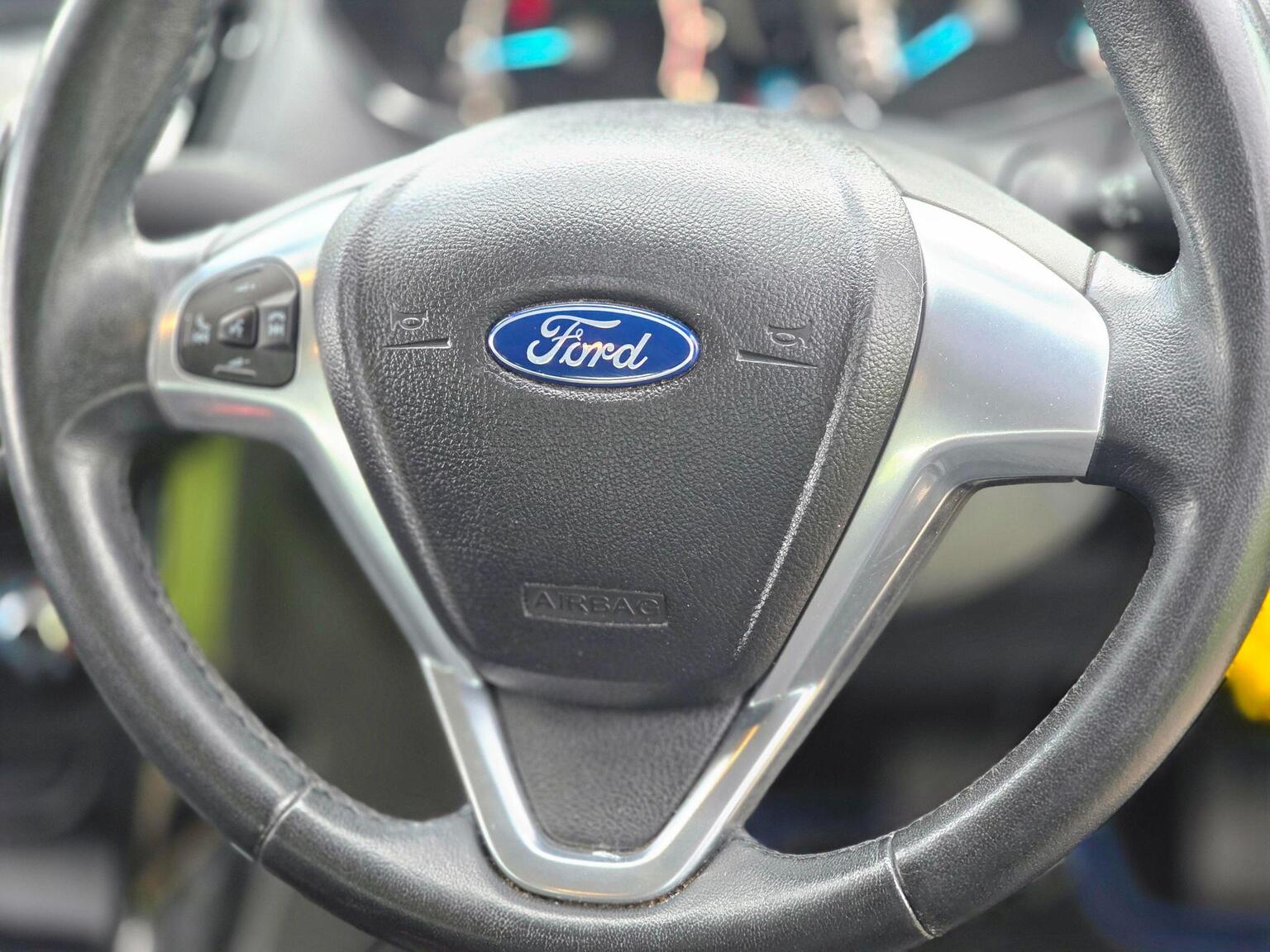 2015 Ford B-Max image 39