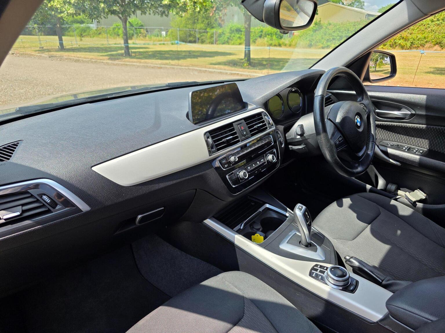 2018 BMW 1 Series image 29
