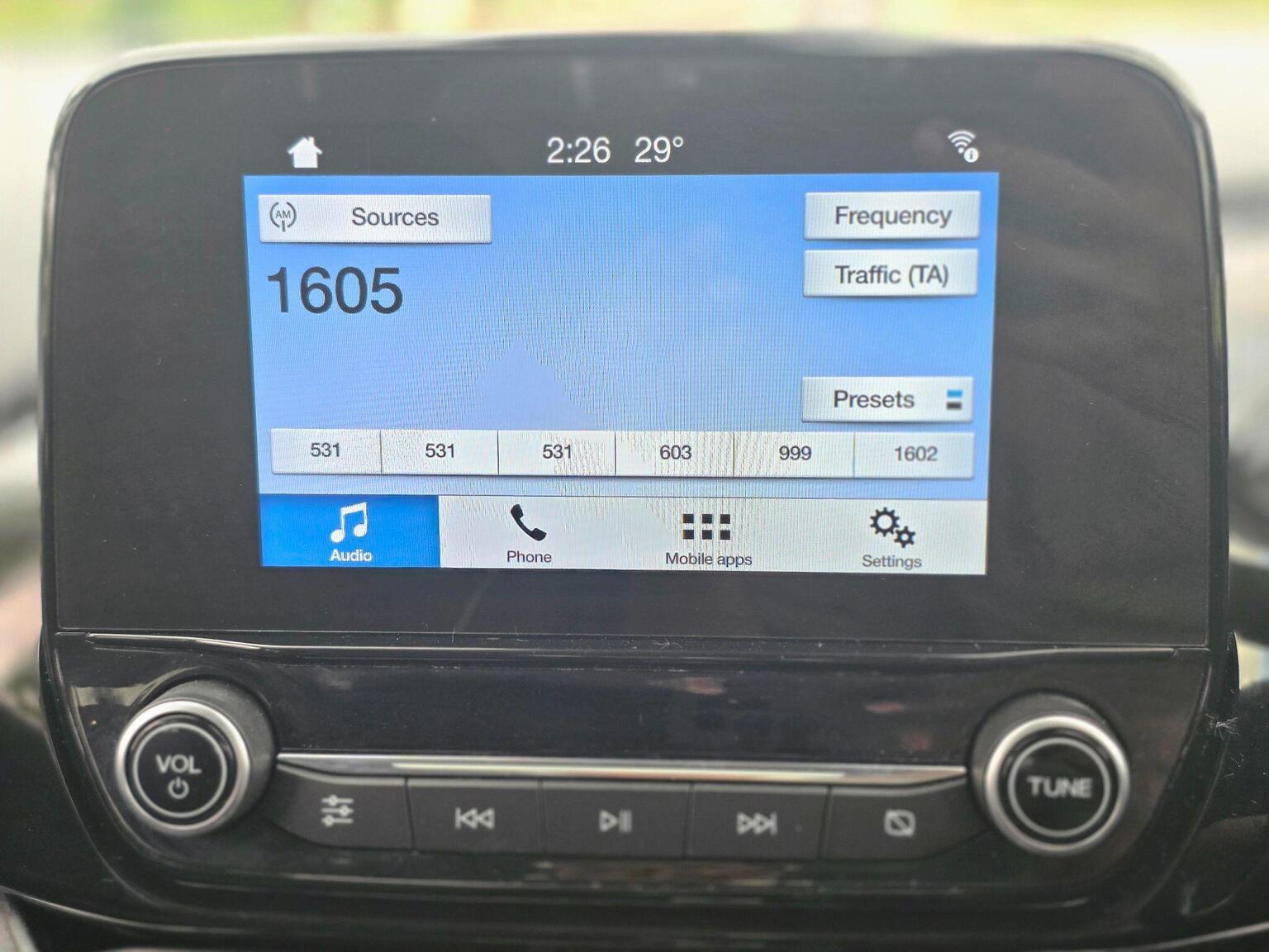 2017 Ford Fiesta image 45