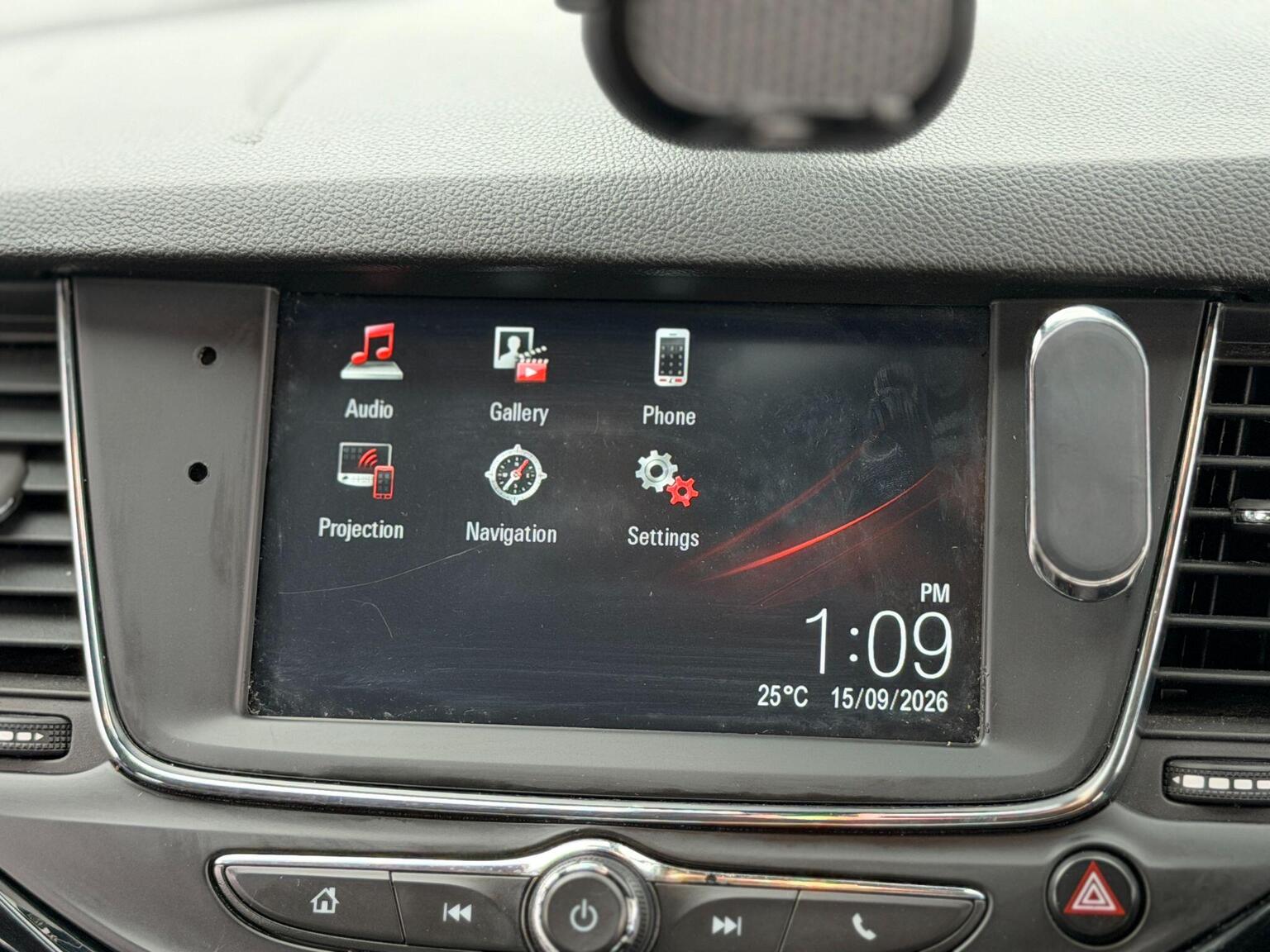 2020 Vauxhall Astra image 39