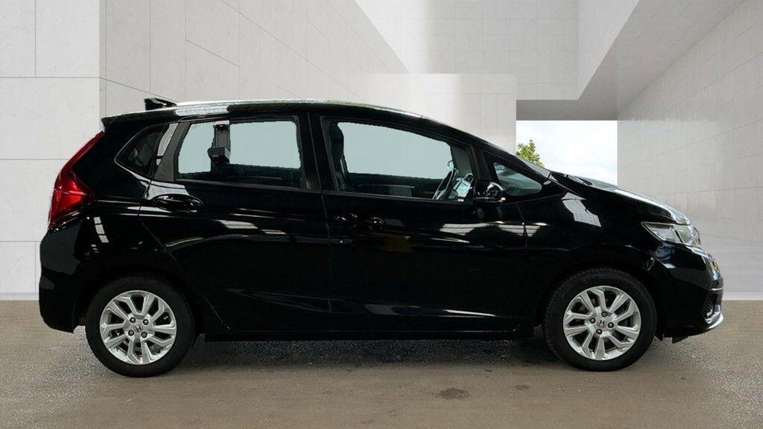2018 Honda Jazz image 2