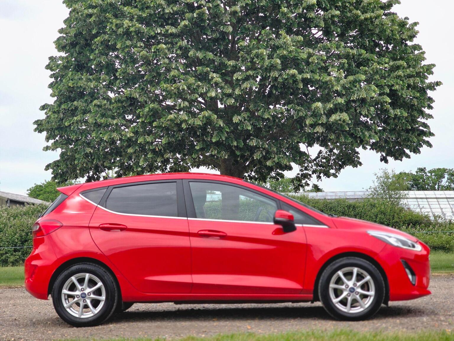 2017 Ford Fiesta image 3