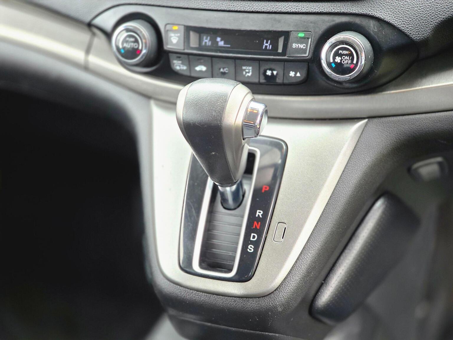 2013 Honda CR-V image 37