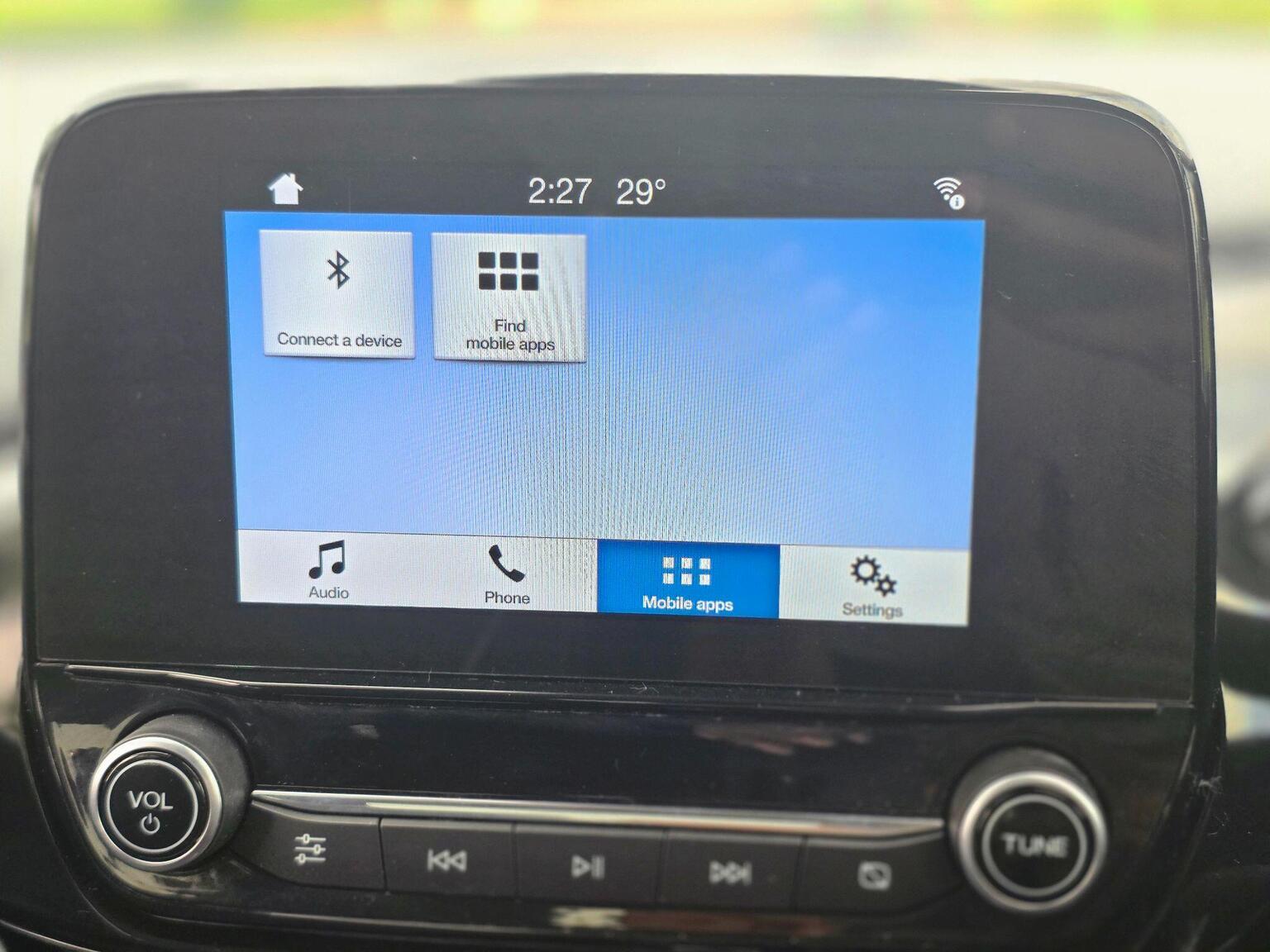 2017 Ford Fiesta image 47