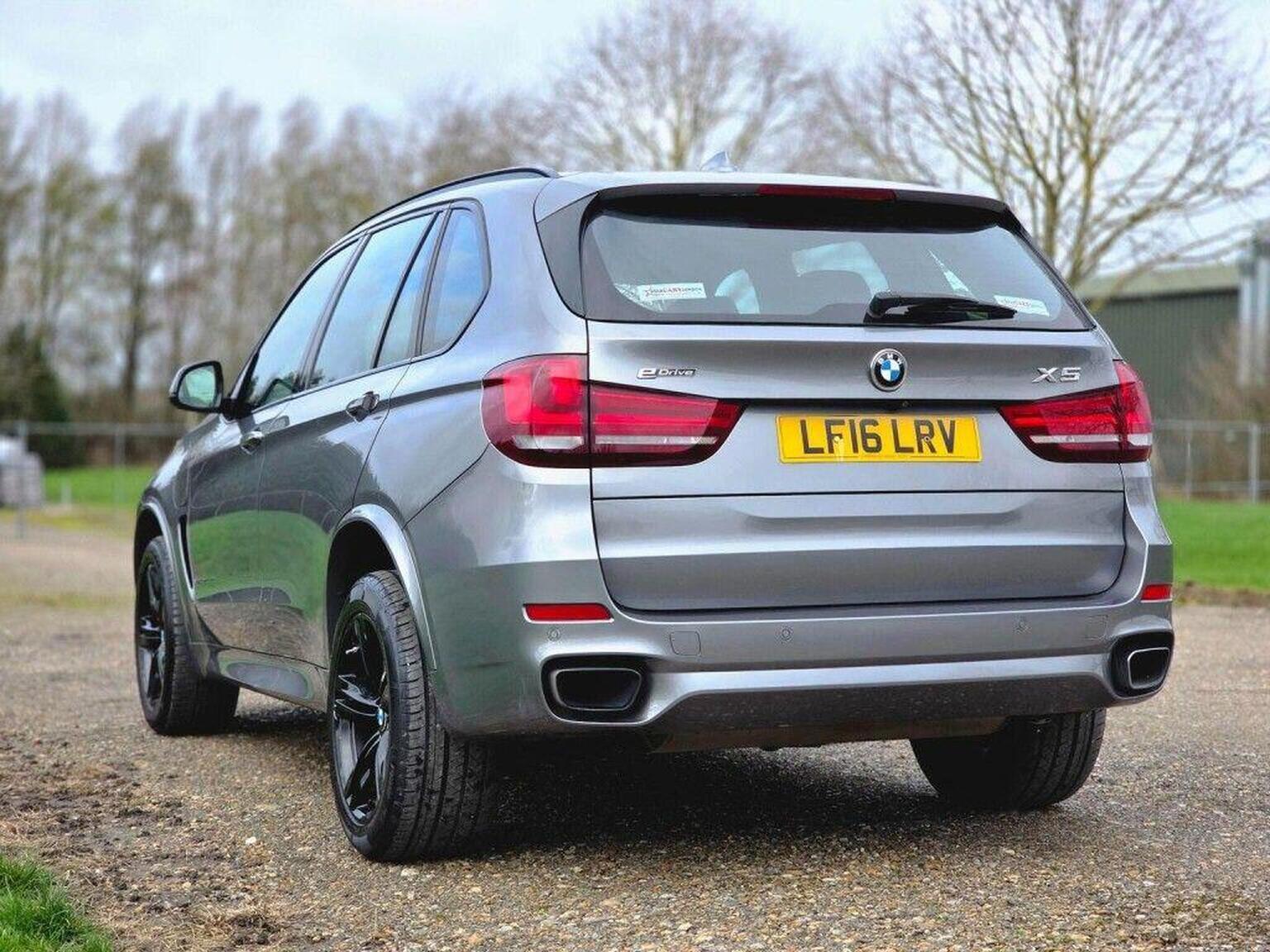 2016 BMW X5 image 9