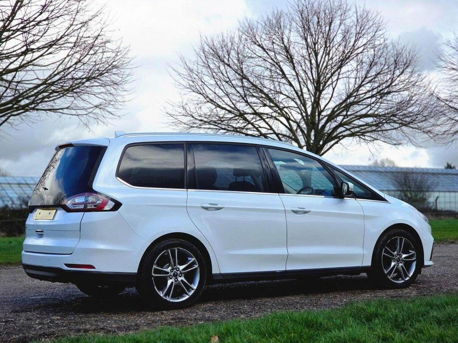 2021 Ford Galaxy image 4