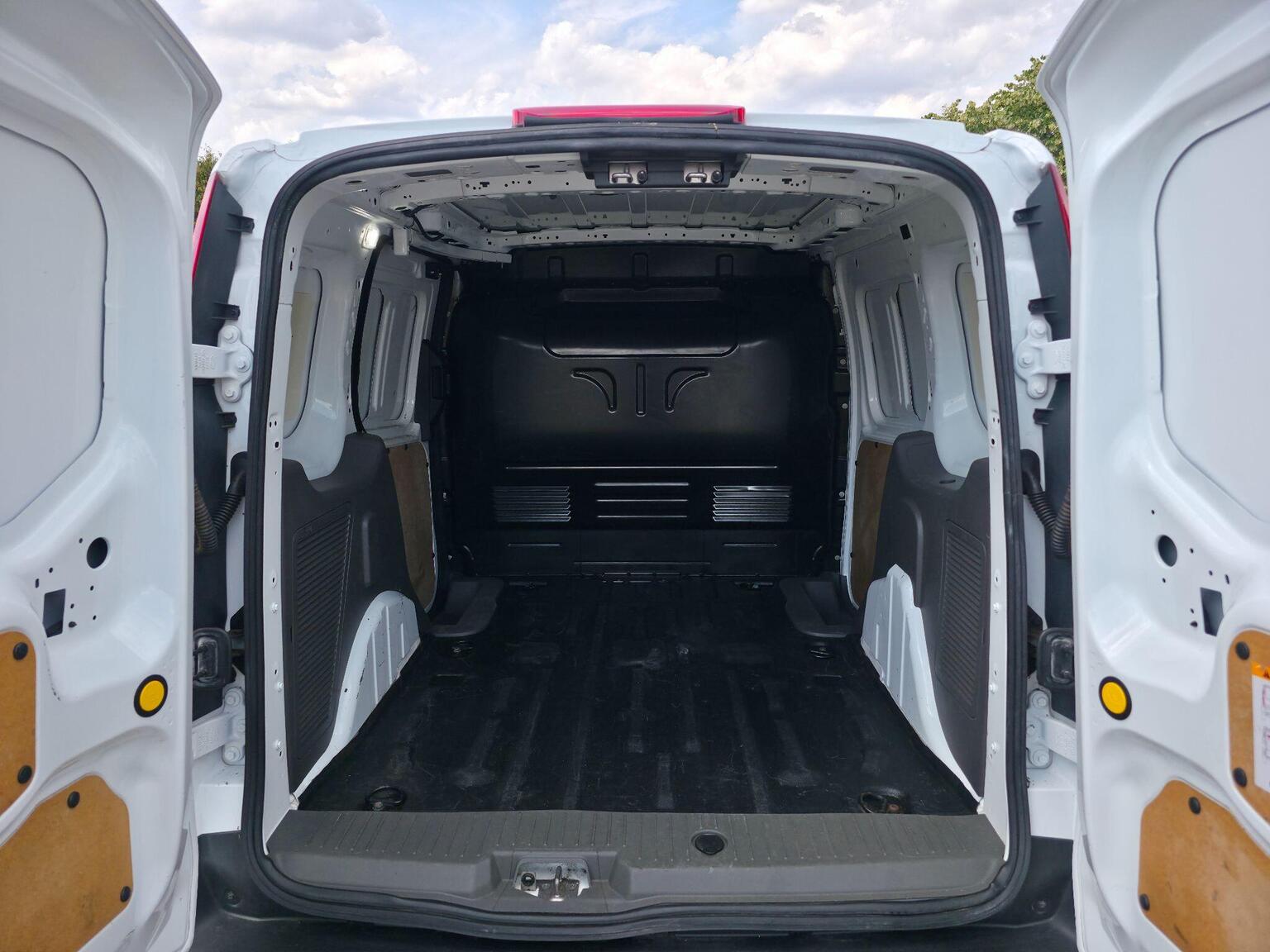 2020 Ford Transit Connect image 50