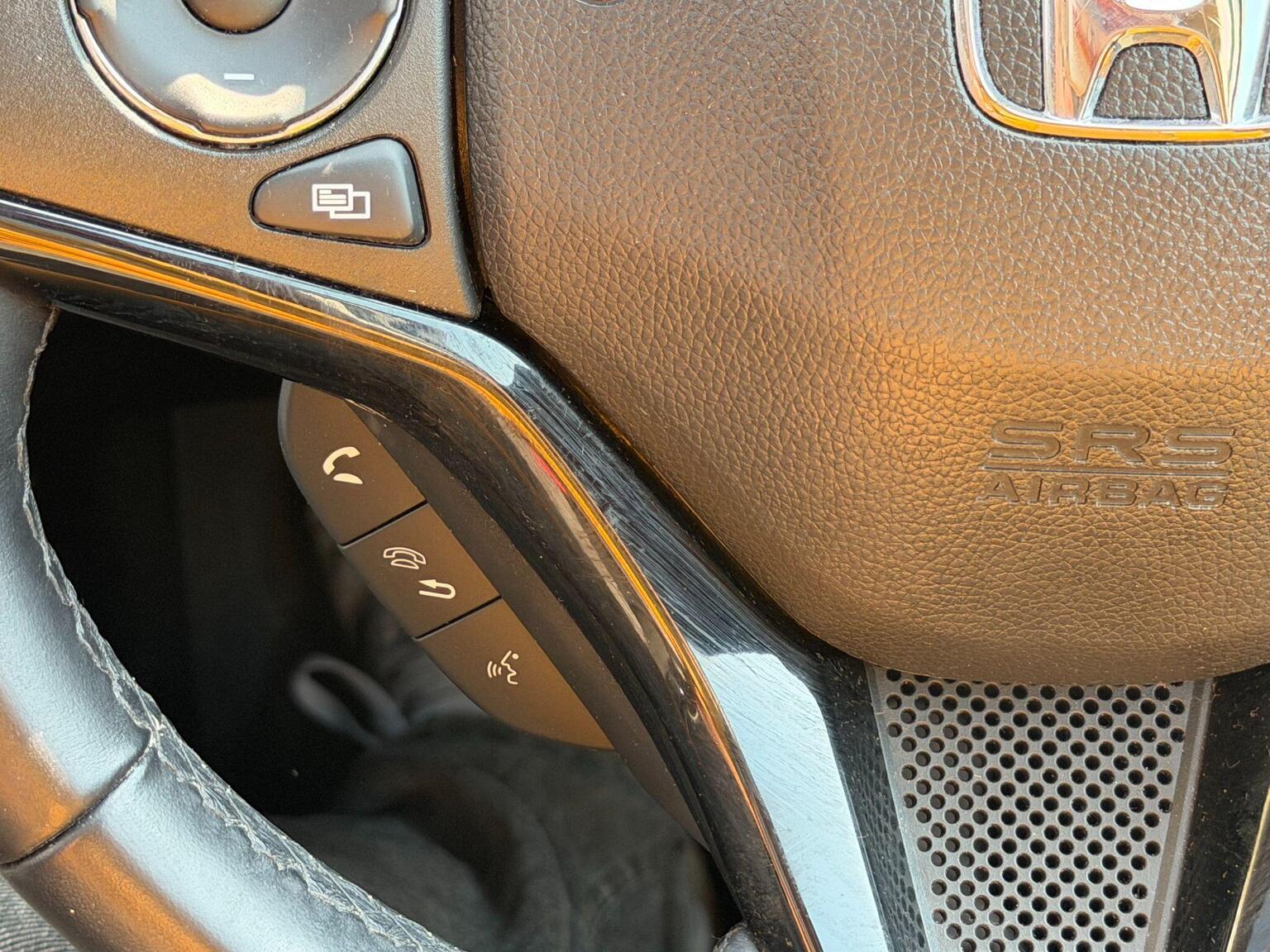 2016 Honda HR-V image 40