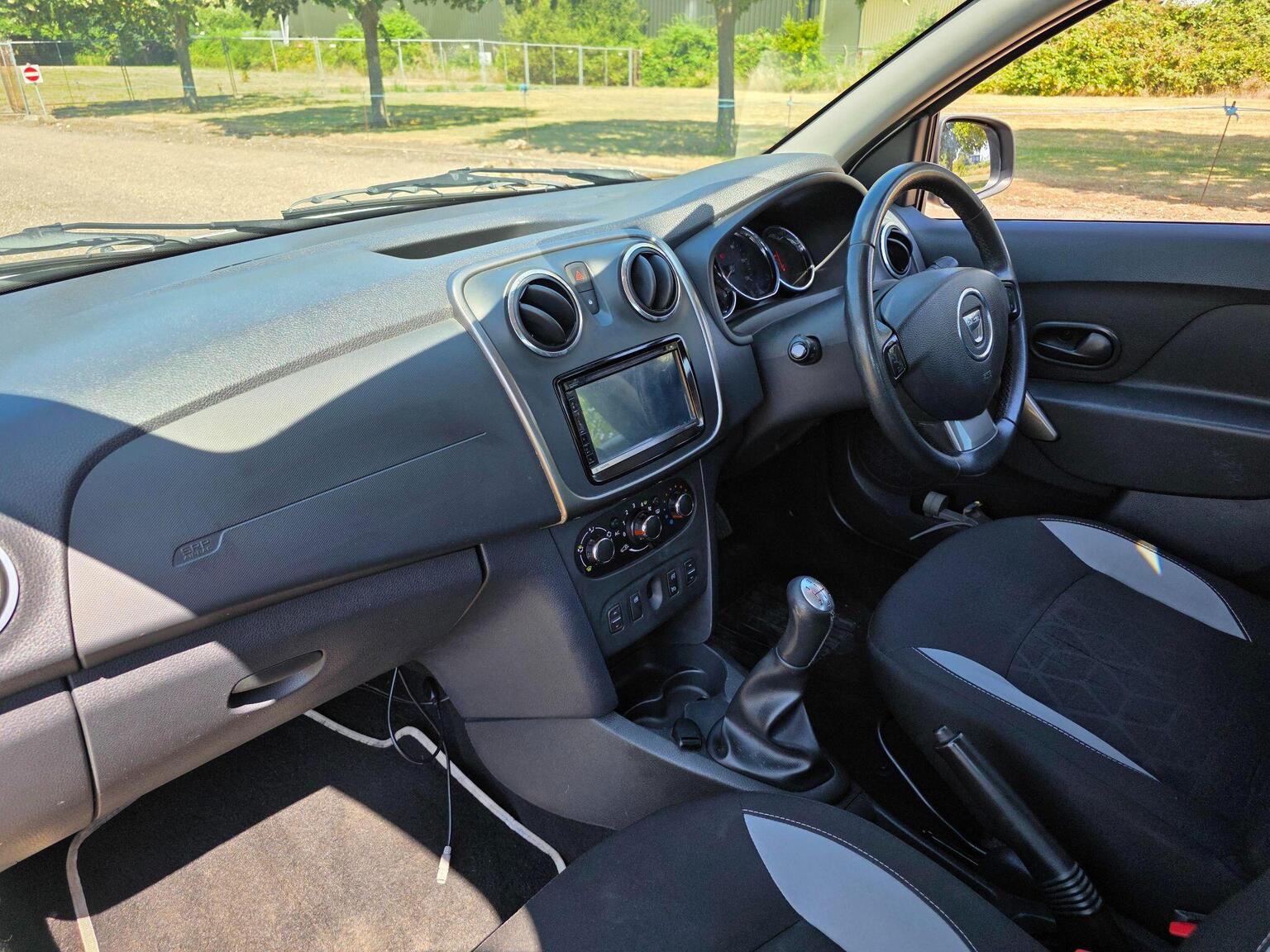 2013 Dacia Sandero Stepway image 31