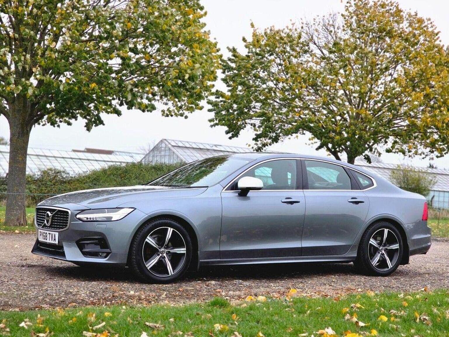 2019 Volvo S90 image 15