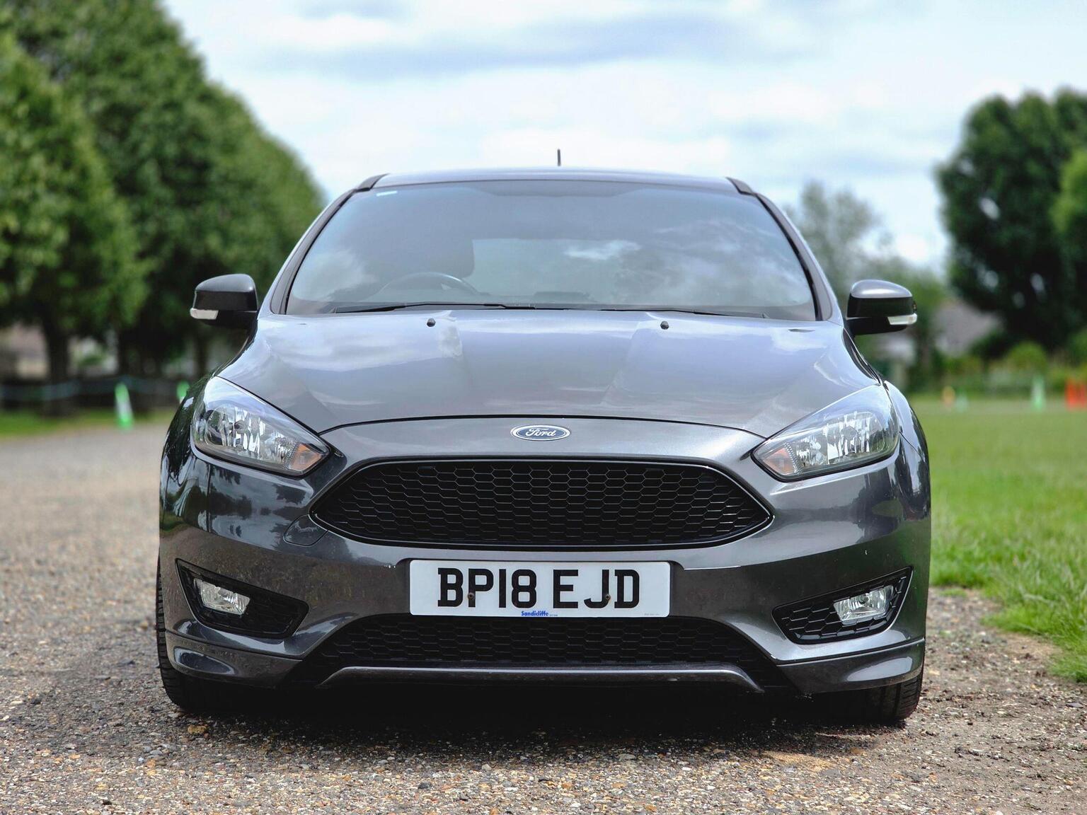 2018 Ford Focus image 18