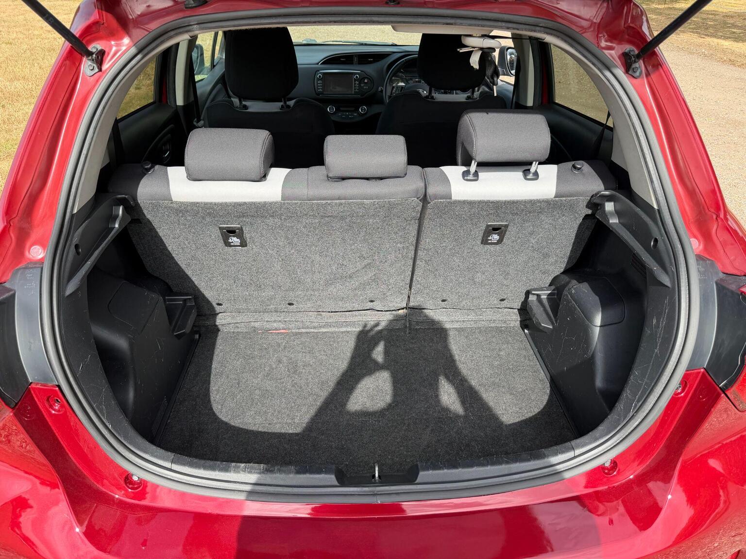 2017 Toyota Yaris image 46