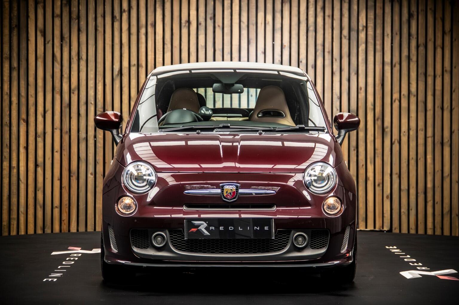 2014 Abarth 695C Edizione Maserati Cabrio Auto — photograph 5