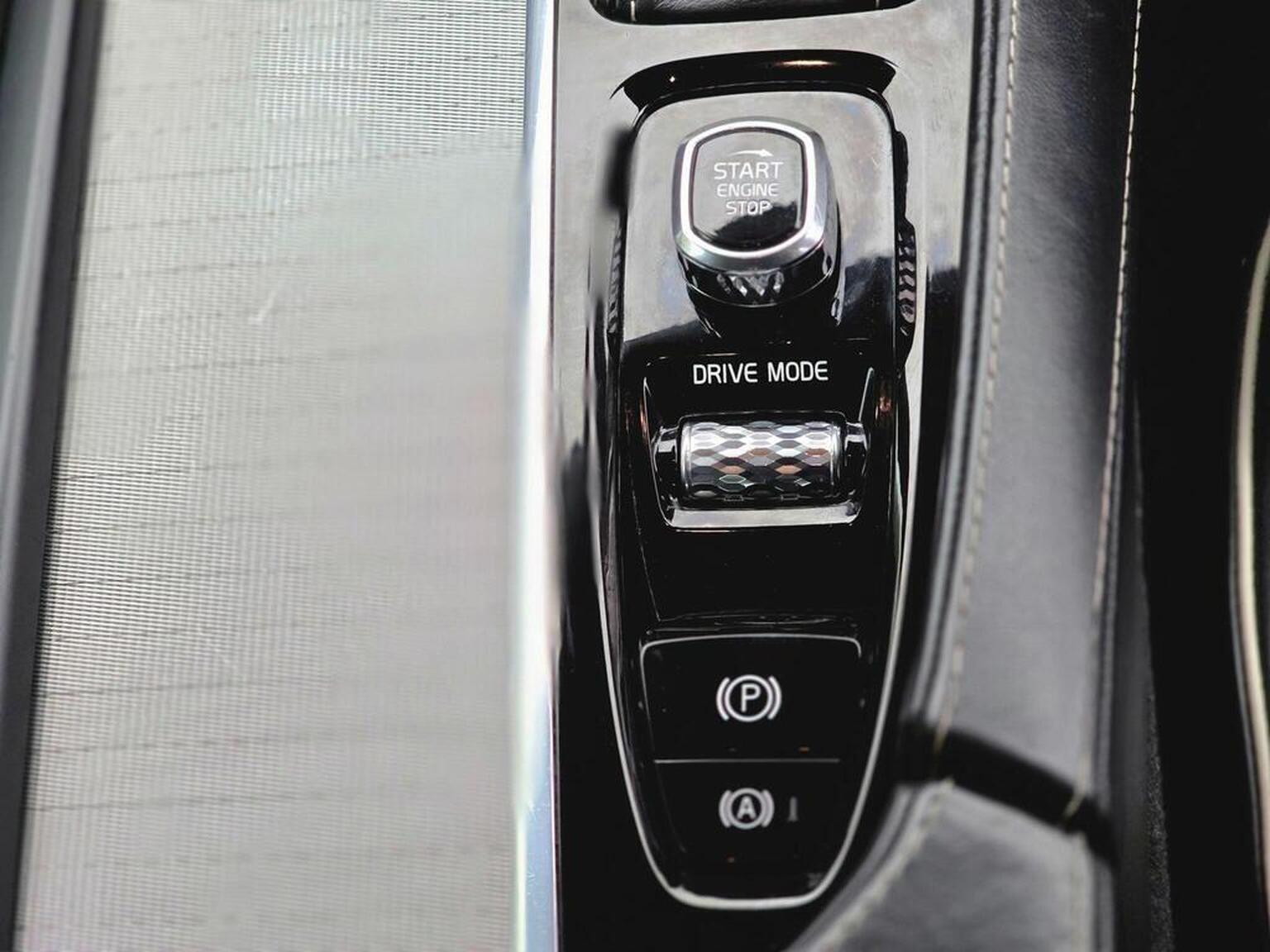 2019 Volvo S90 image 37