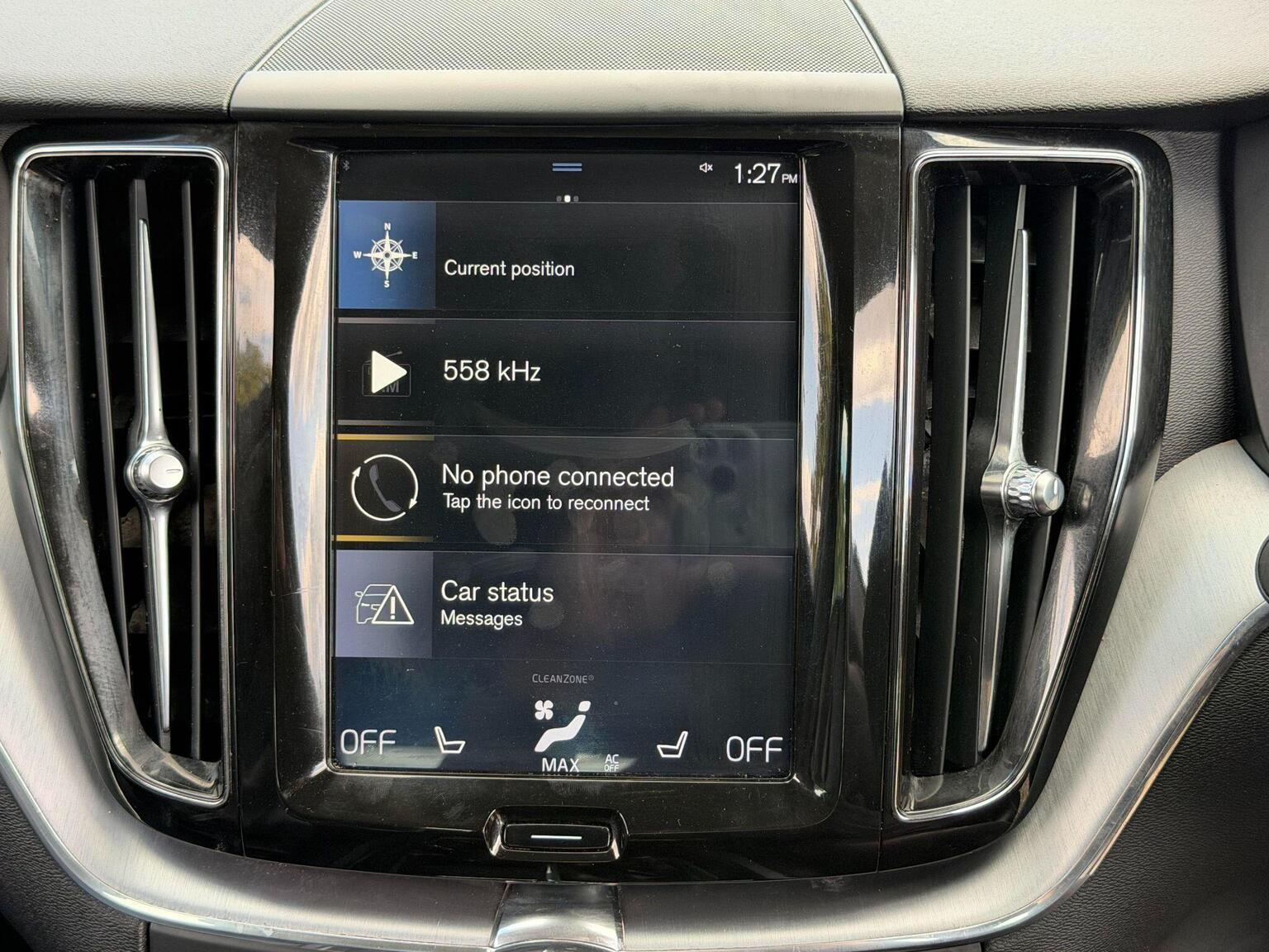 2018 Volvo XC60 image 42