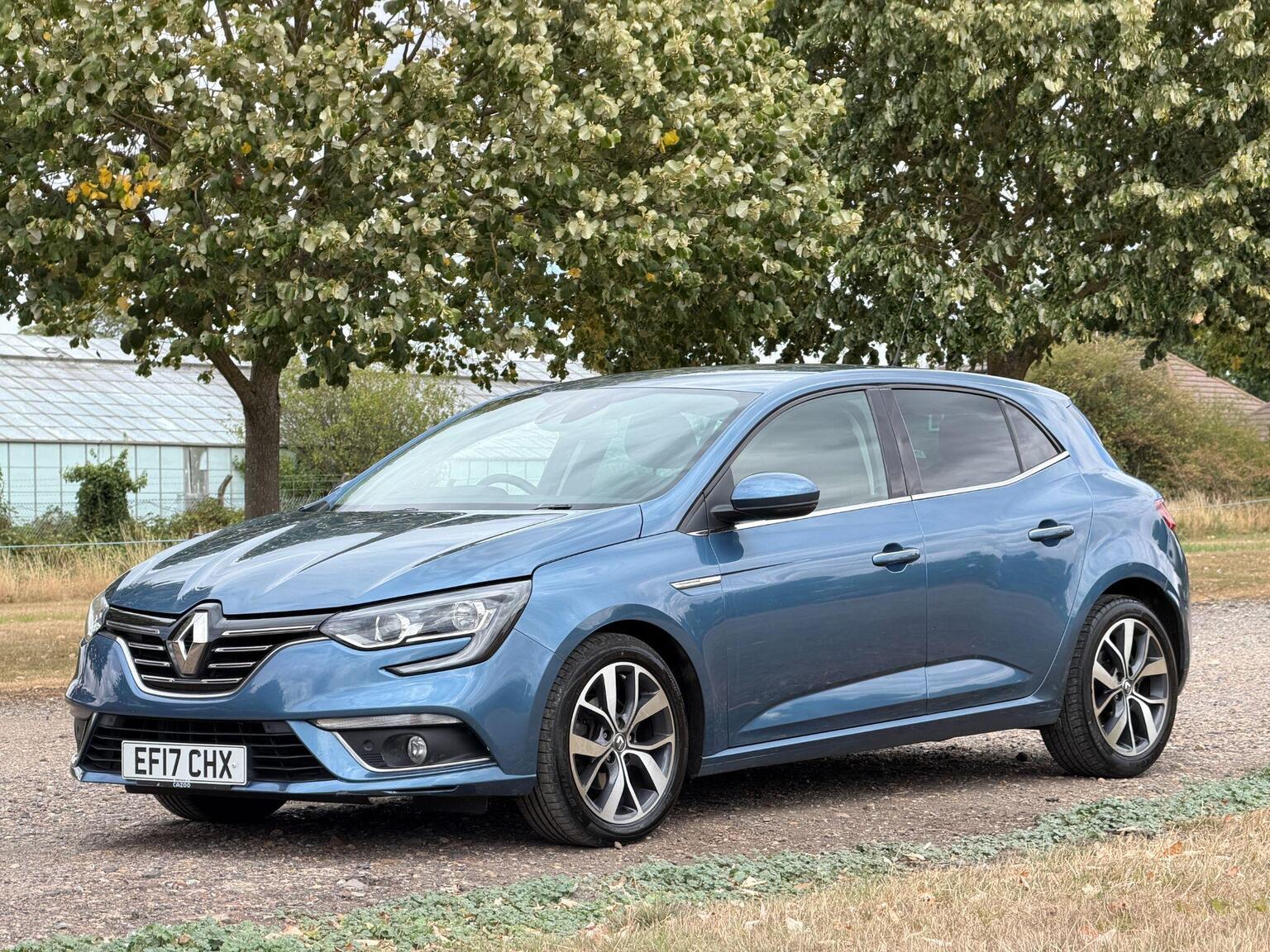 2017 Renault Megane image 16