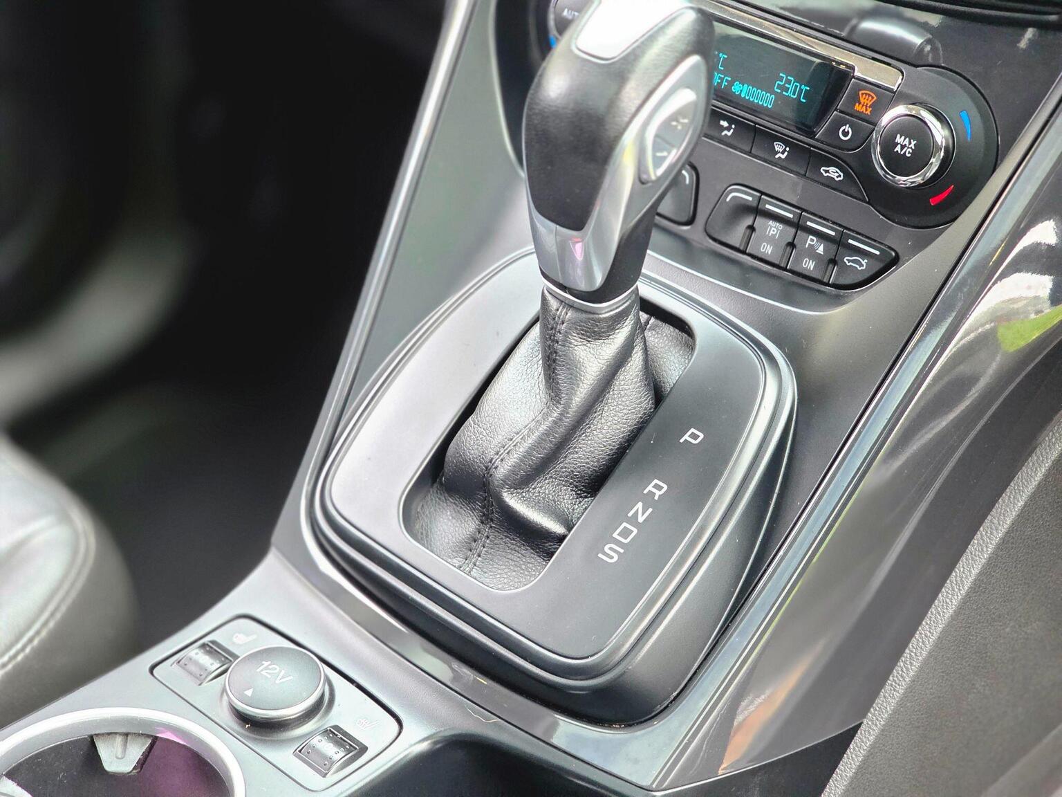 2014 Ford Kuga image 37