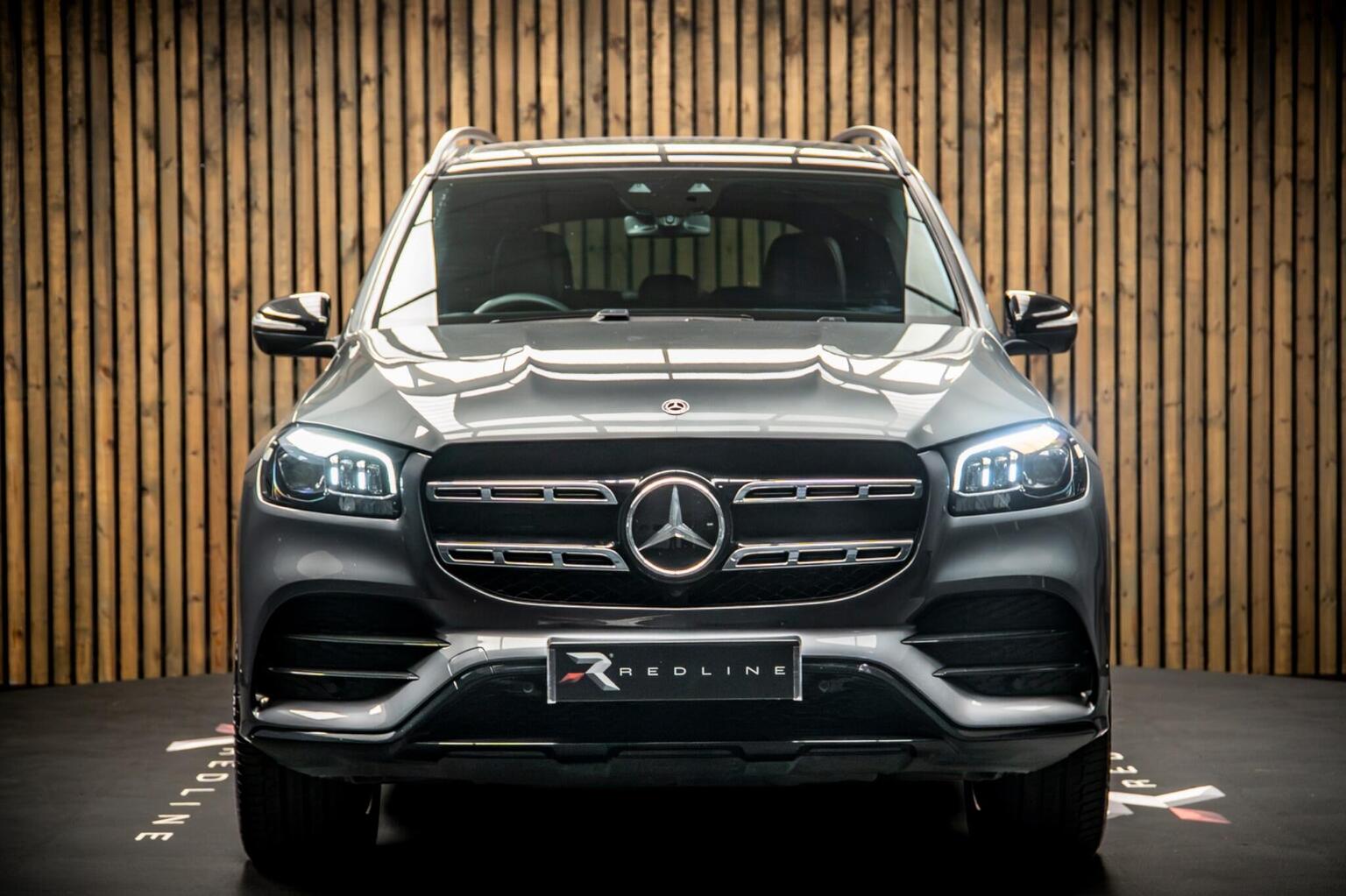 2022 Mercedes-Benz GLS GLS400d Night Edition — photograph 5