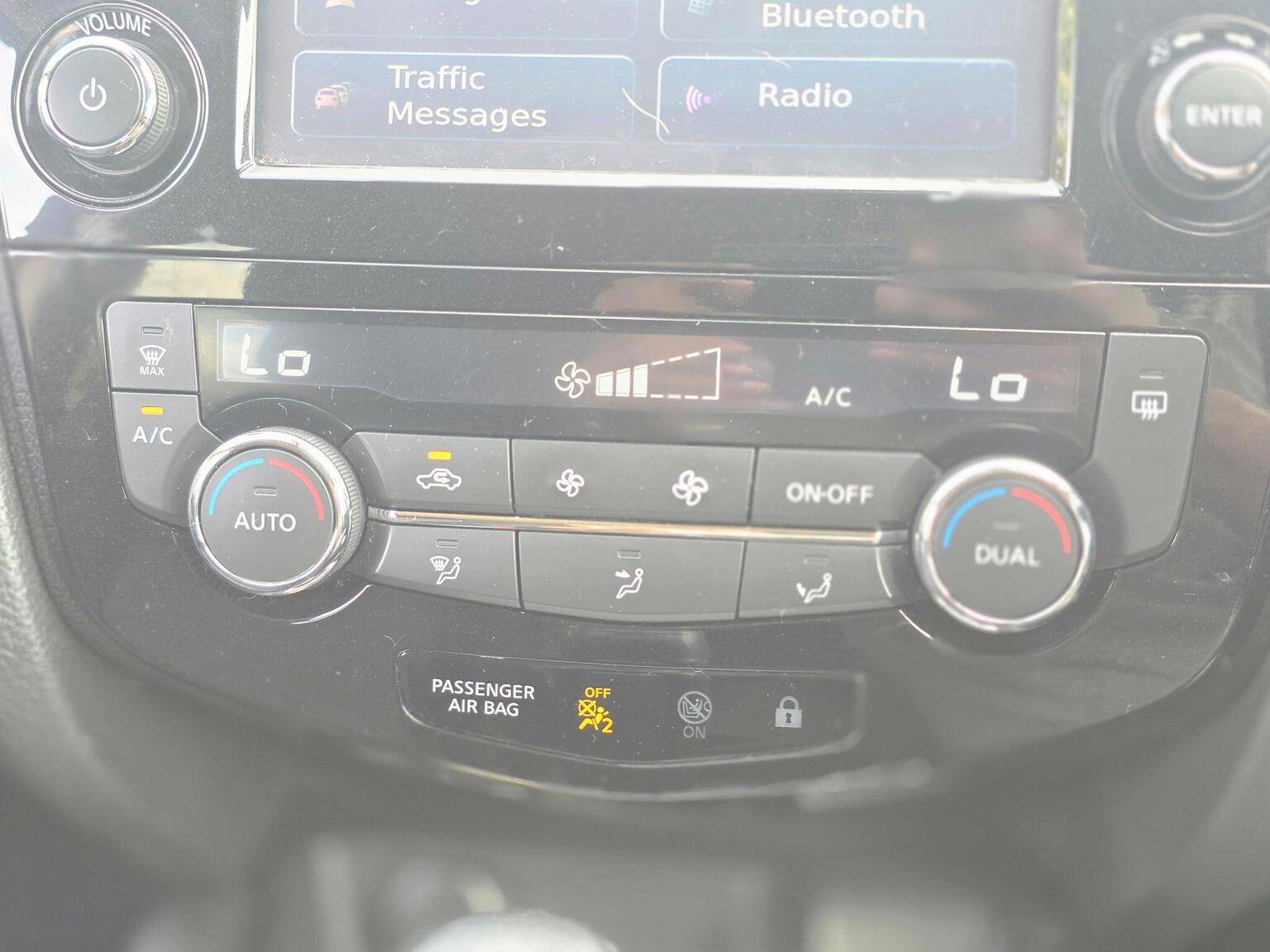 2016 Nissan Qashqai image 55