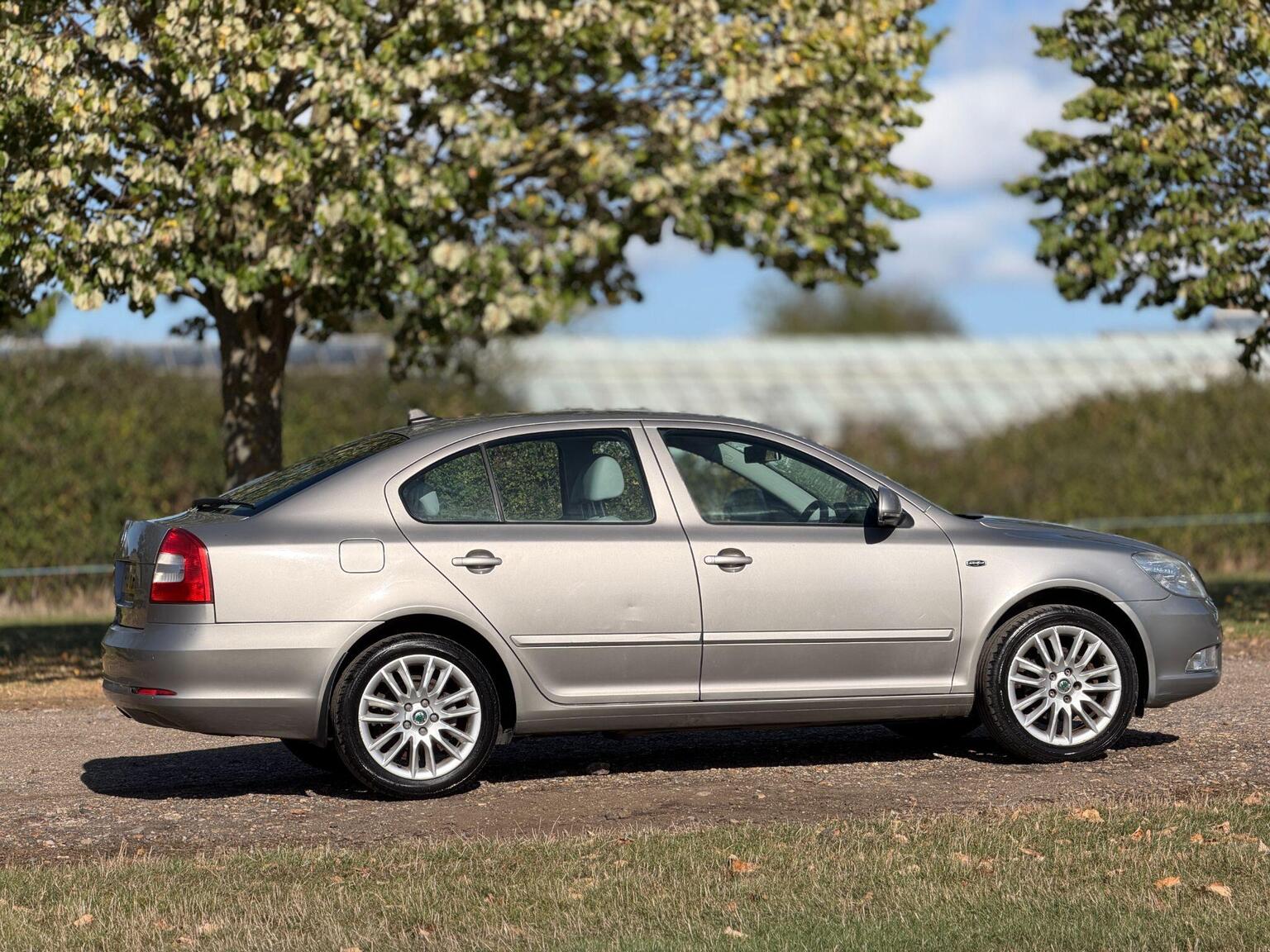 2009 Skoda Octavia image 15