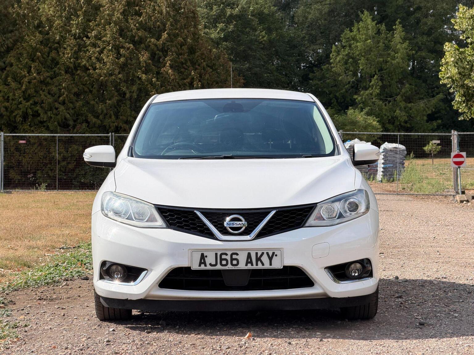 2016 Nissan Pulsar image 20