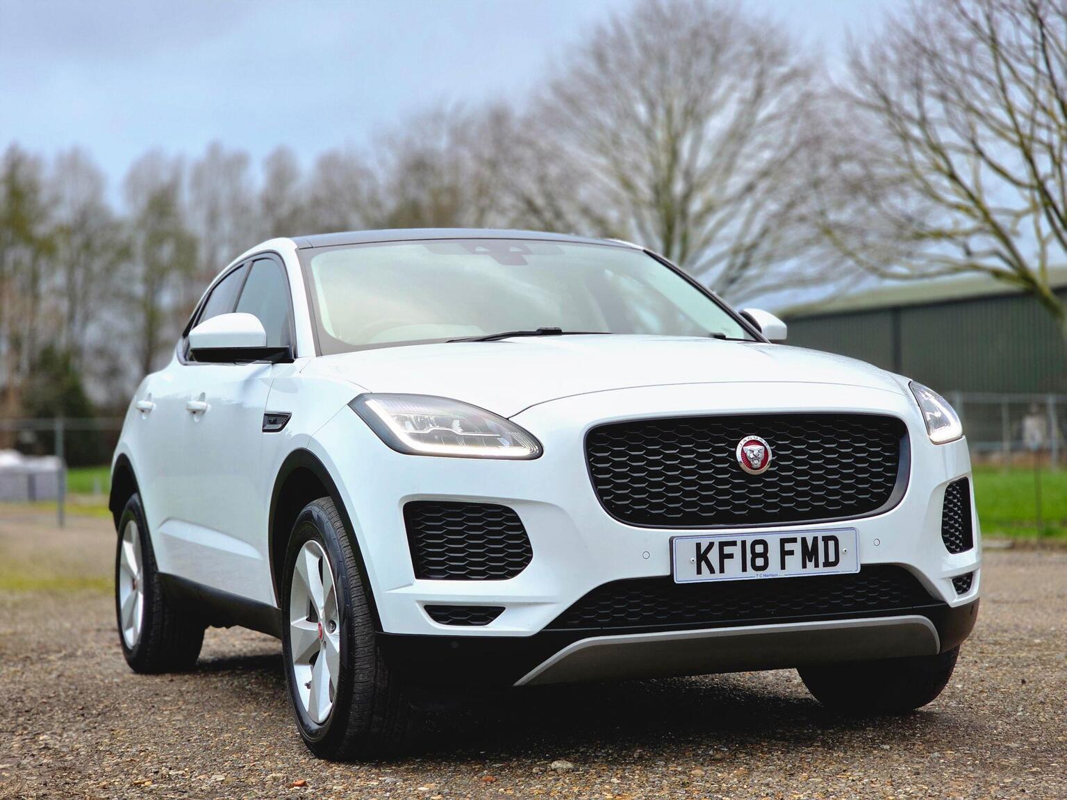 2018 Jaguar E-PACE image 19