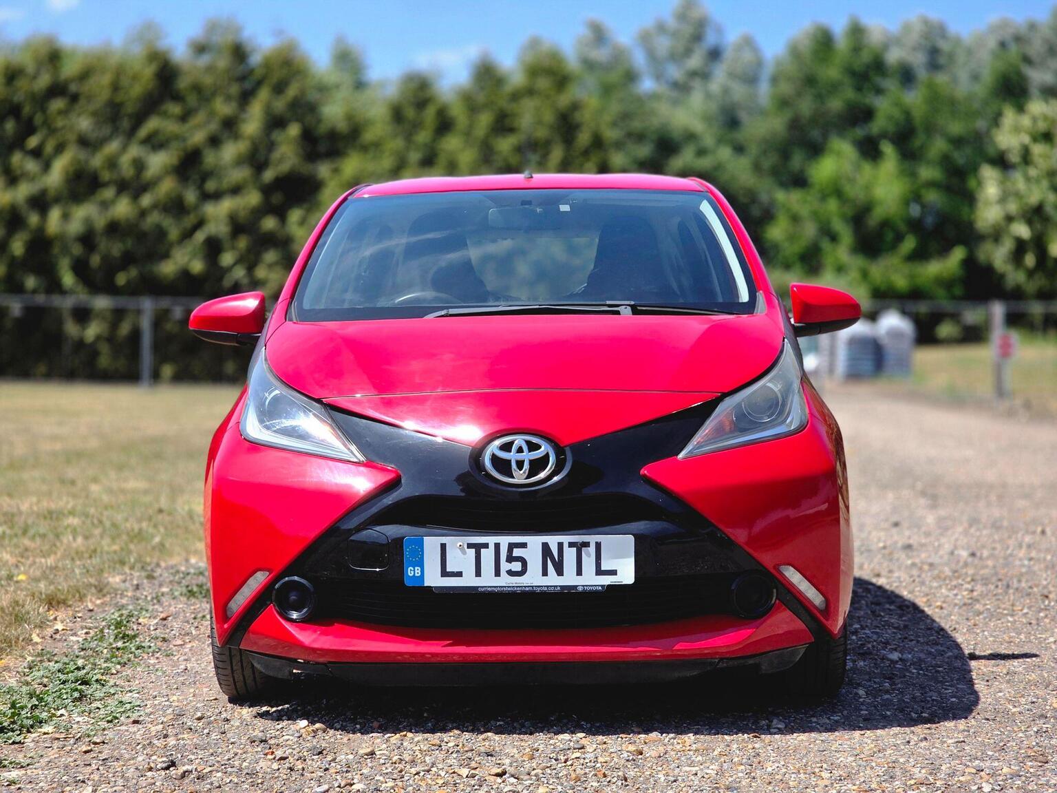 2015 Toyota AYGO image 21