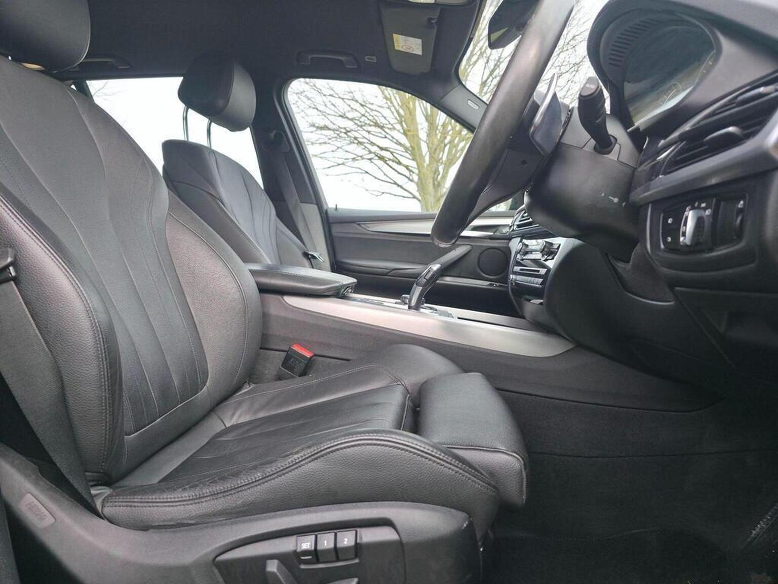 2016 BMW X5 image 21