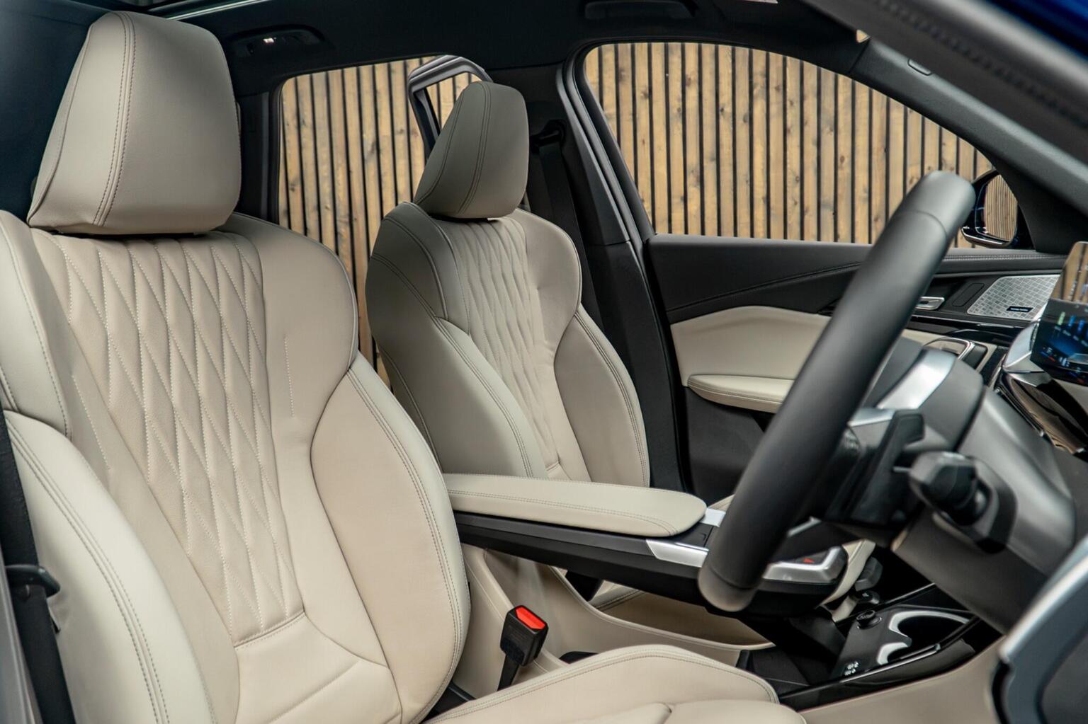 2023 BMW X1 20i MHT M Sport DCT sDrive — photograph 2