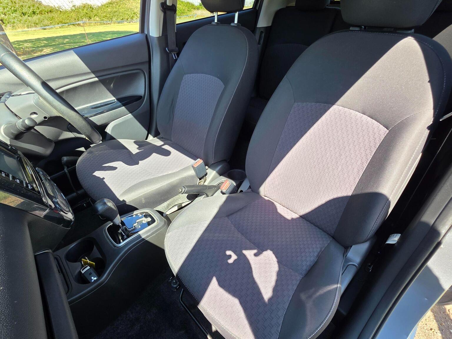 2019 Mitsubishi Mirage image 29