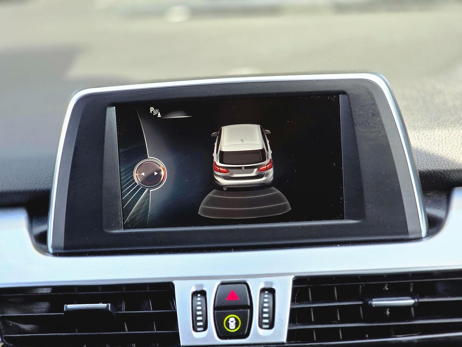 2015 BMW 2 Series Active Tourer image 41