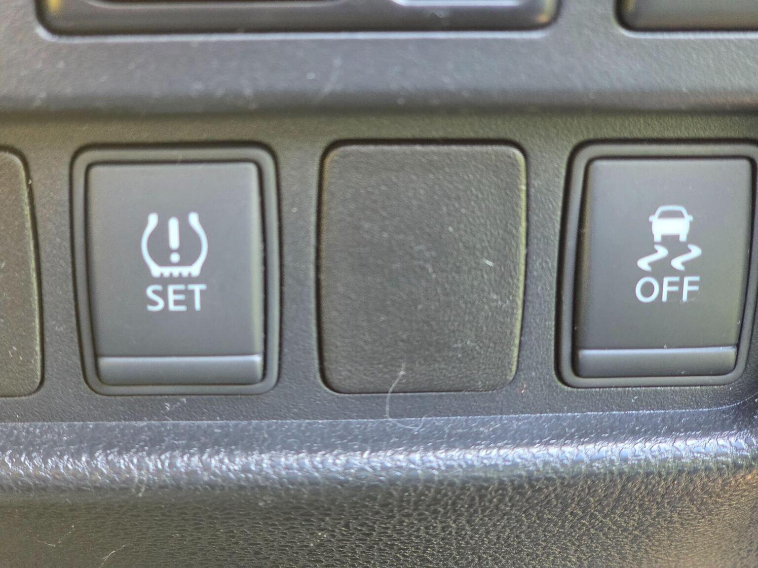 2014 Nissan Juke image 33